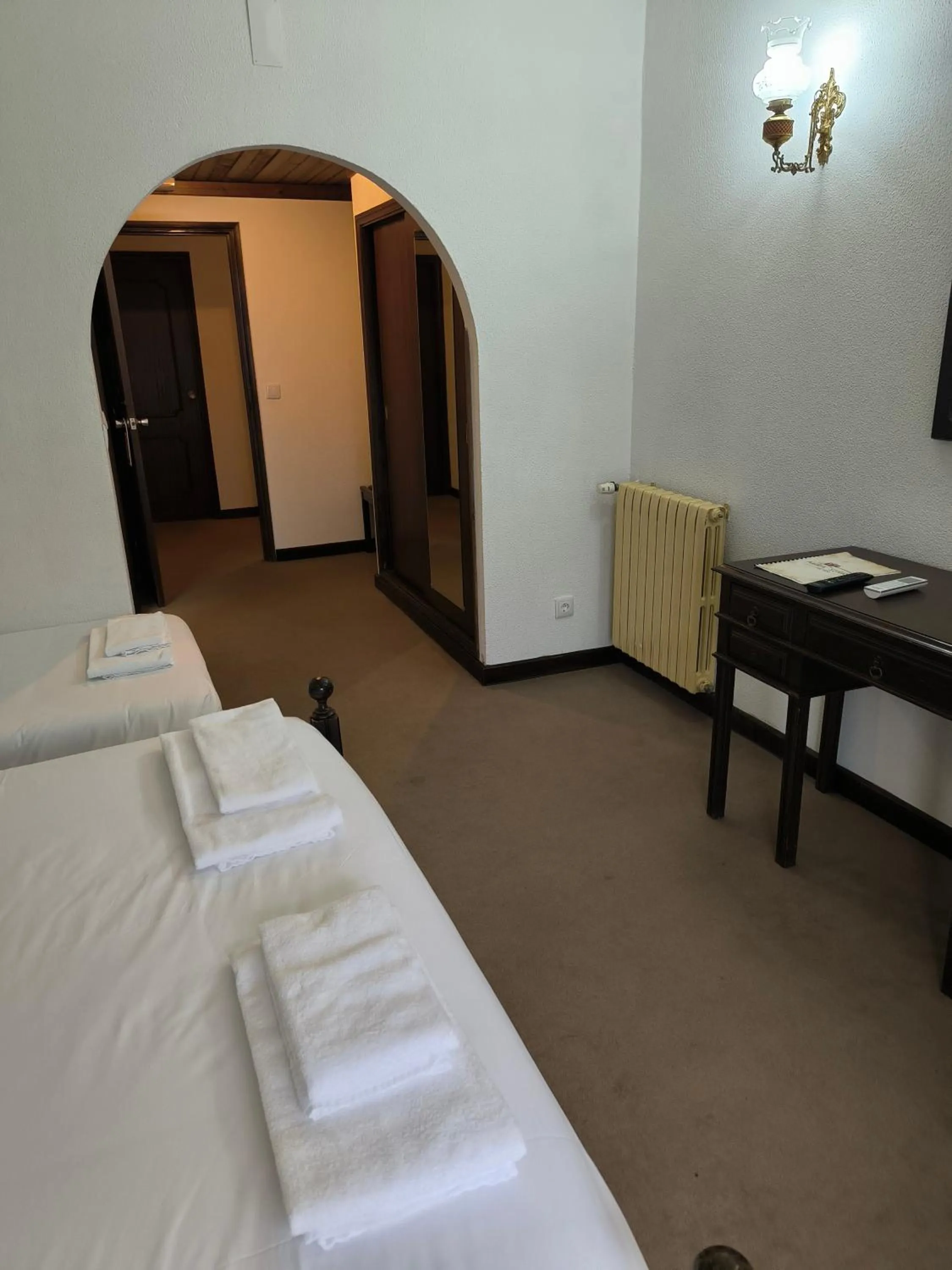 Bed in Lavanda Hotel Mira Serra