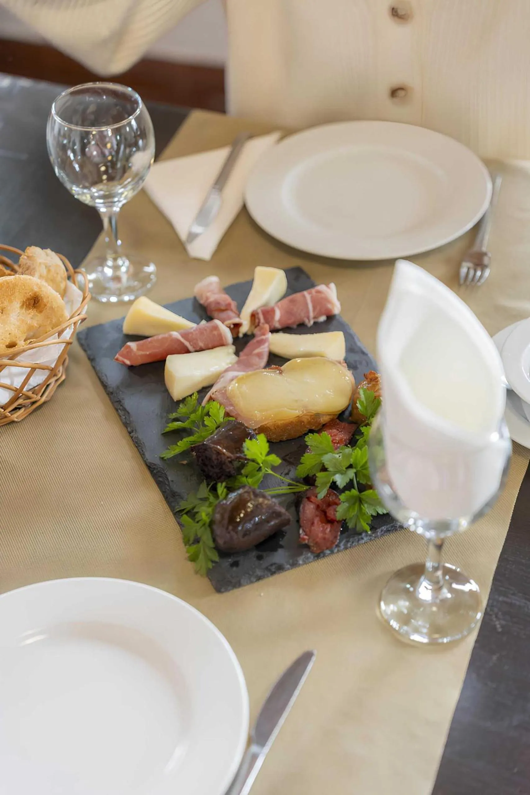 Food in Lavanda Hotel Mira Serra