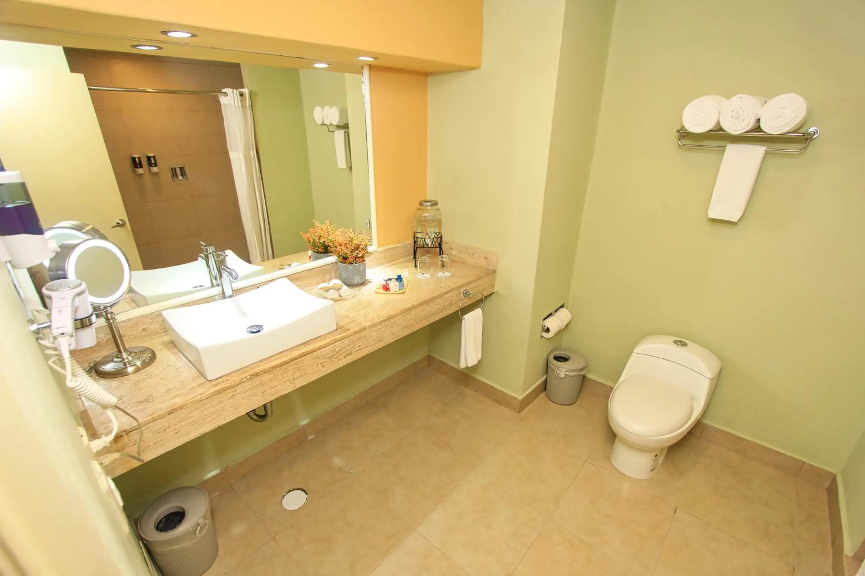 Toilet in Binniguenda Huatulco & Beach Club