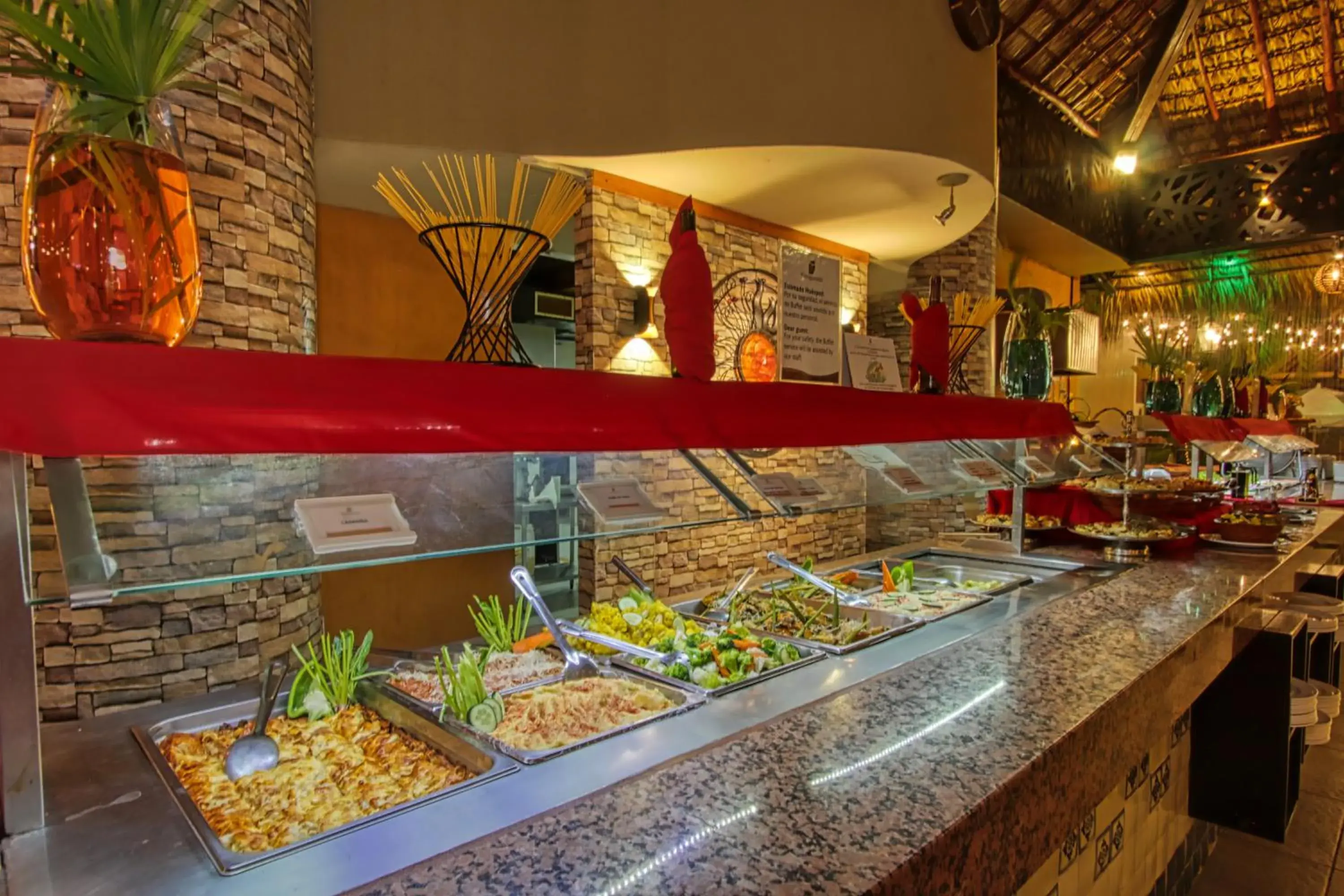 Restaurant/places to eat in Binniguenda Huatulco & Beach Club Restaurant/places to eat in Binniguenda Huatulco & Beach Club