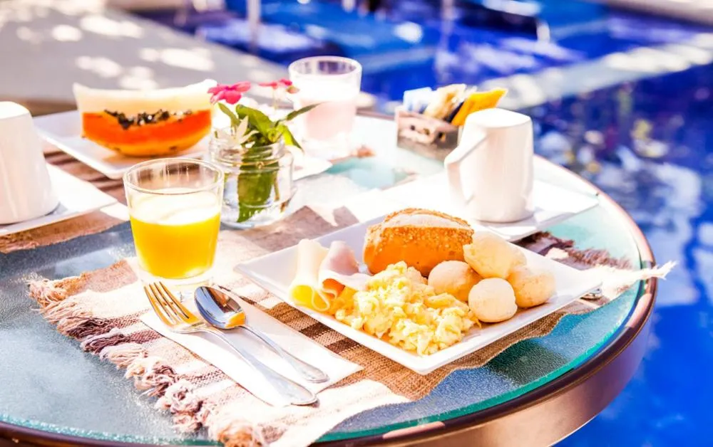 Breakfast in Pousada Armação de Camburi