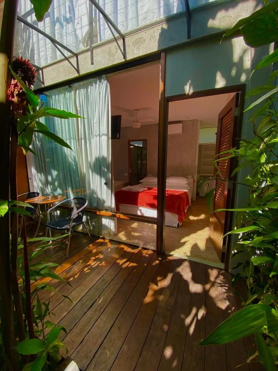 Patio in Pousada Armação de Camburi