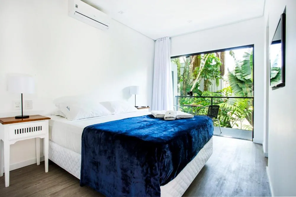 Bedroom, Bed in Pousada Armação de Camburi