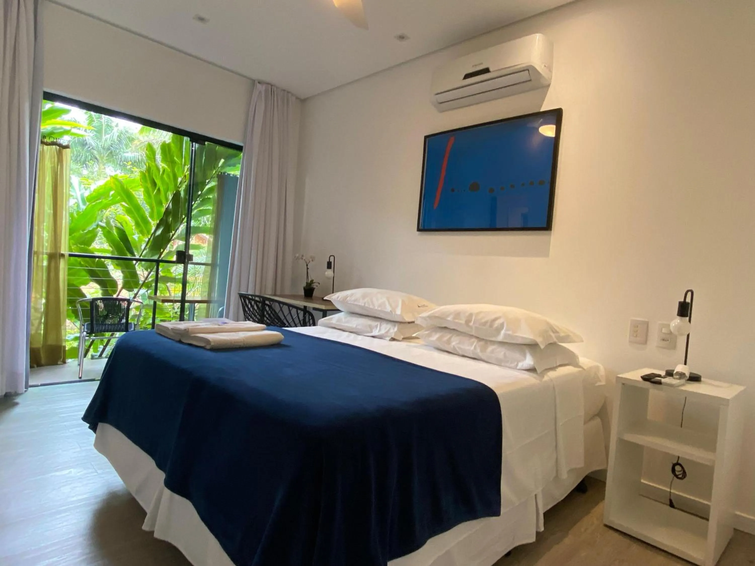 Bedroom, Bed in Pousada Armação de Camburi