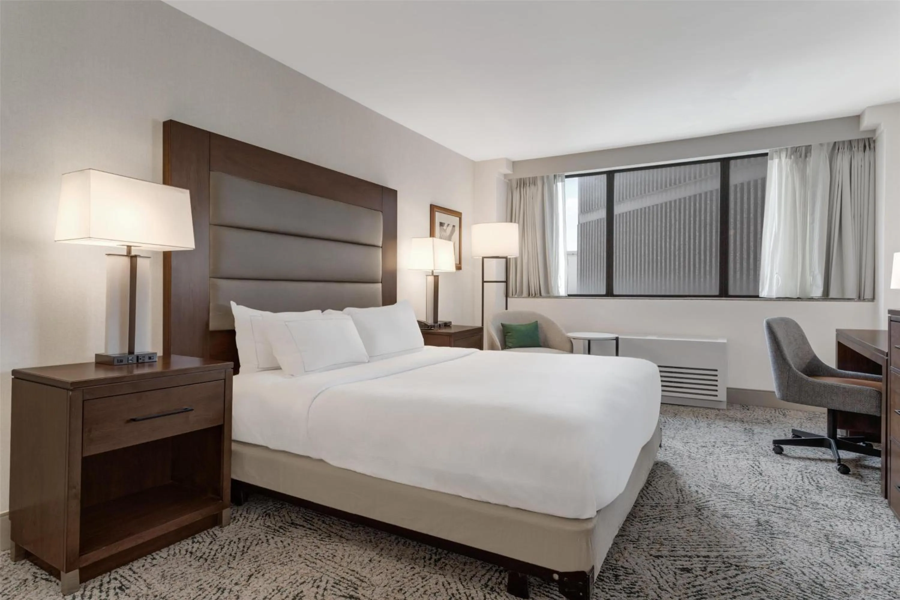 Bed in Hilton Arlington National Landing