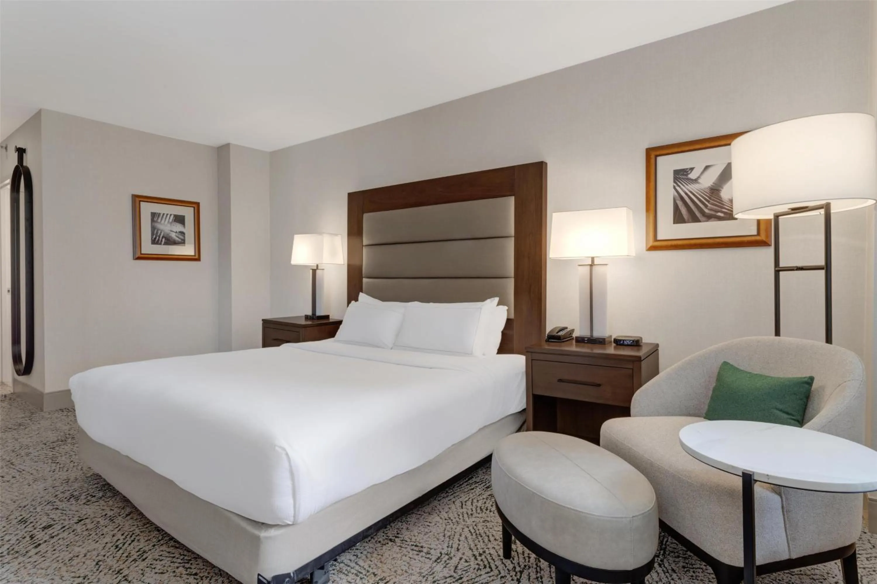 Bed in Hilton Arlington National Landing