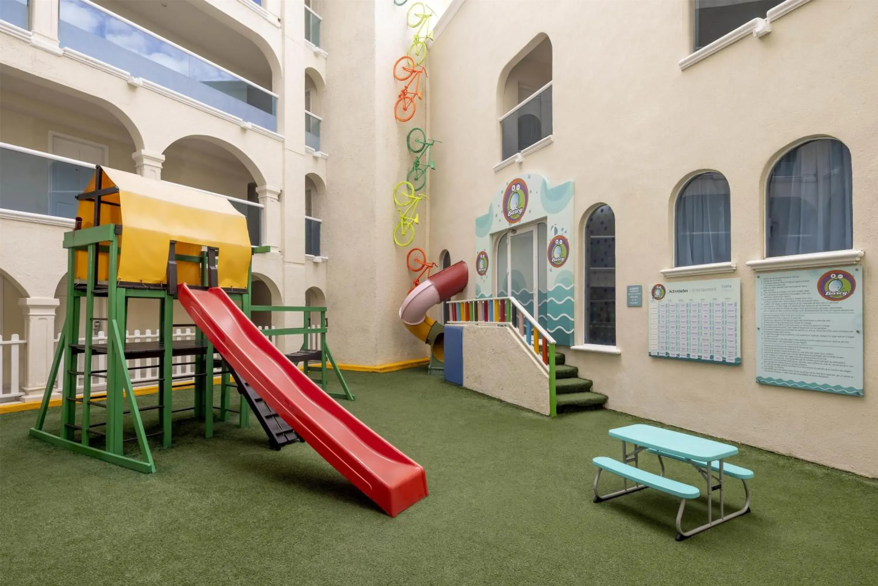 Property building in Occidental Costa Cancún - All Inclusive Property building in Occidental Costa Cancún - All Inclusive