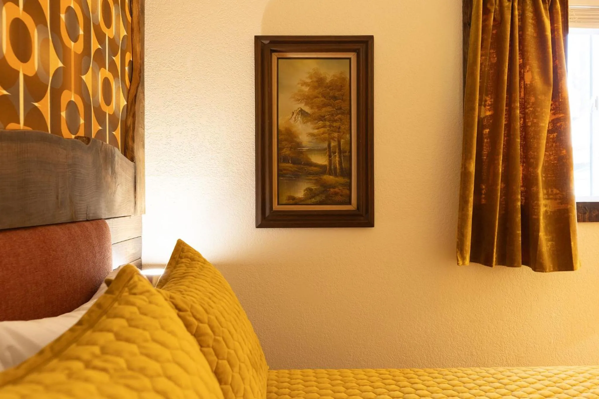 Bed in The Burgundy