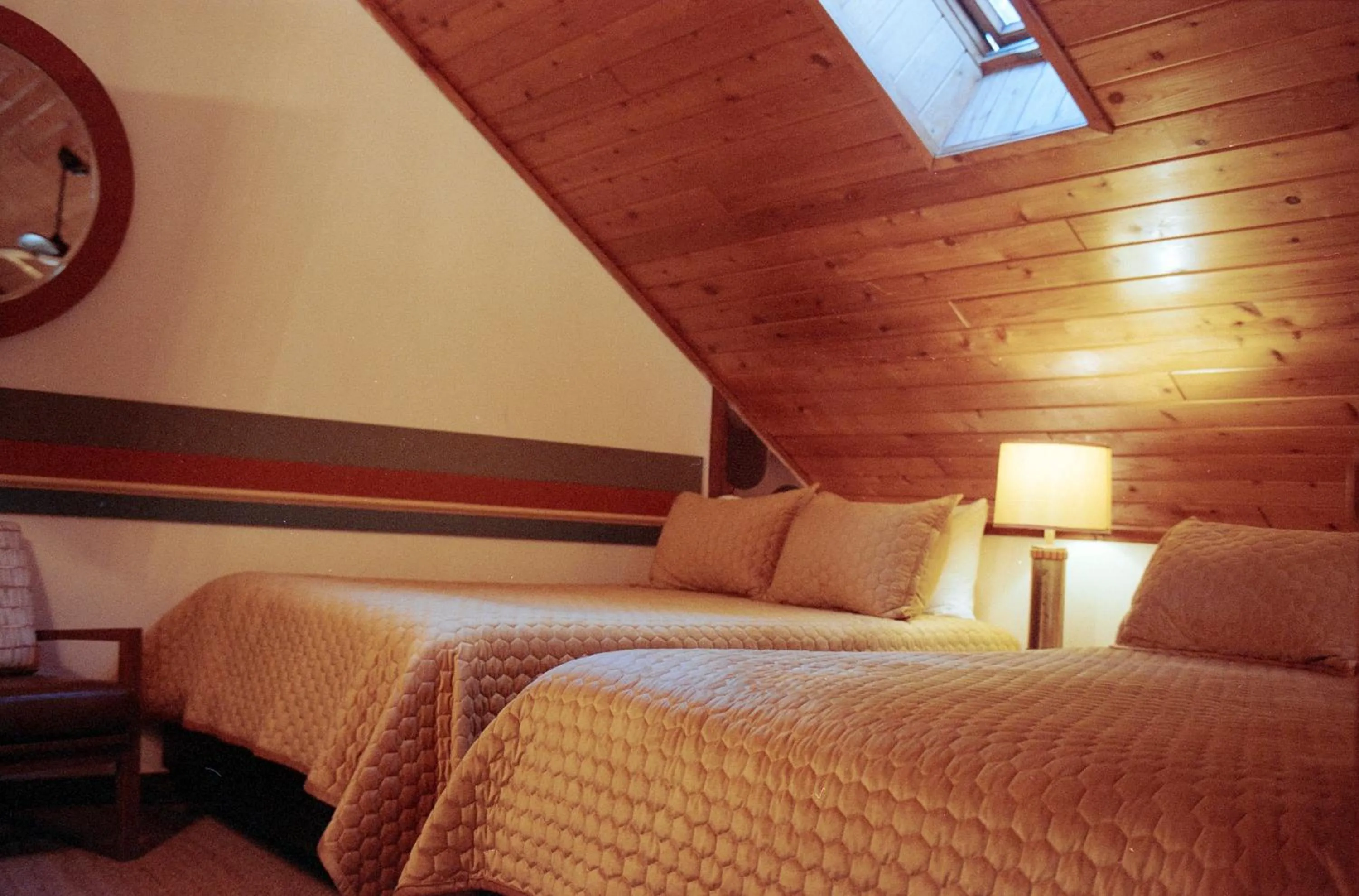 Bed in The Burgundy