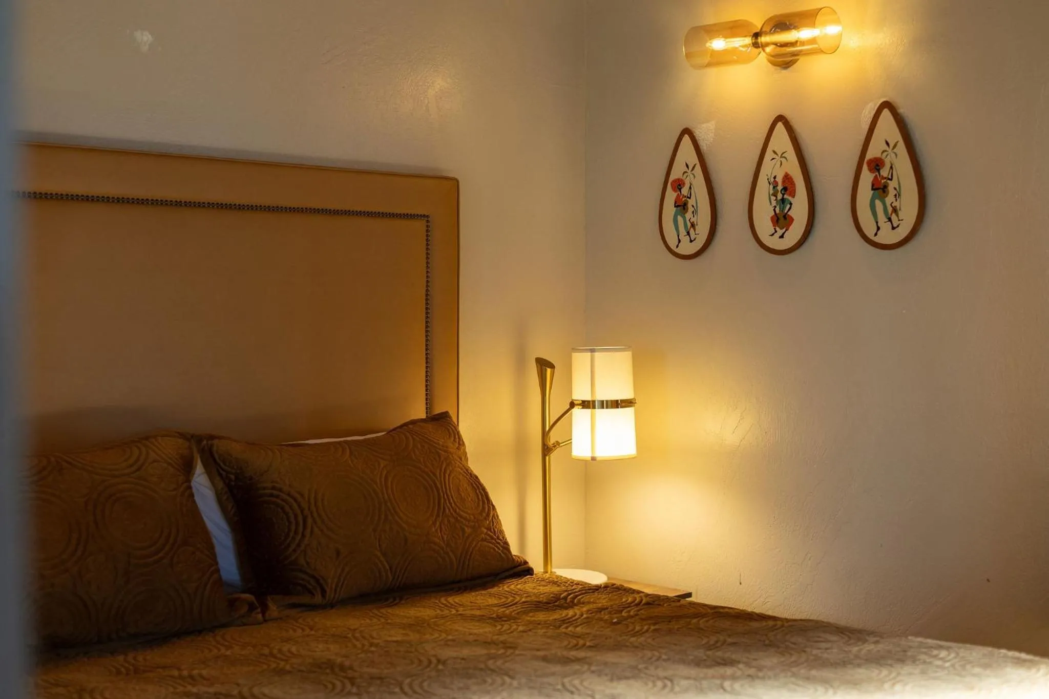 Bed in The Burgundy