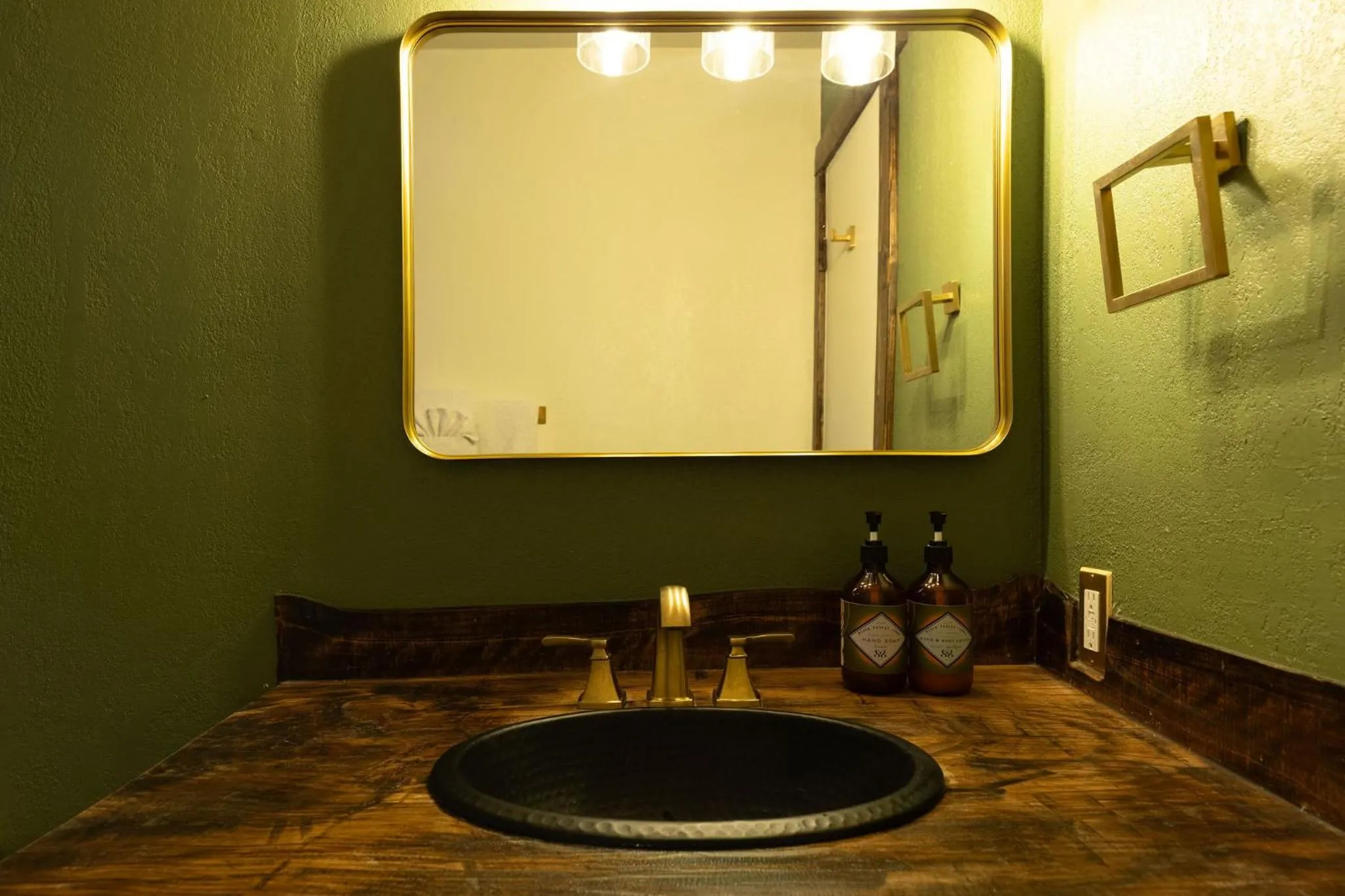 Bathroom in The Burgundy