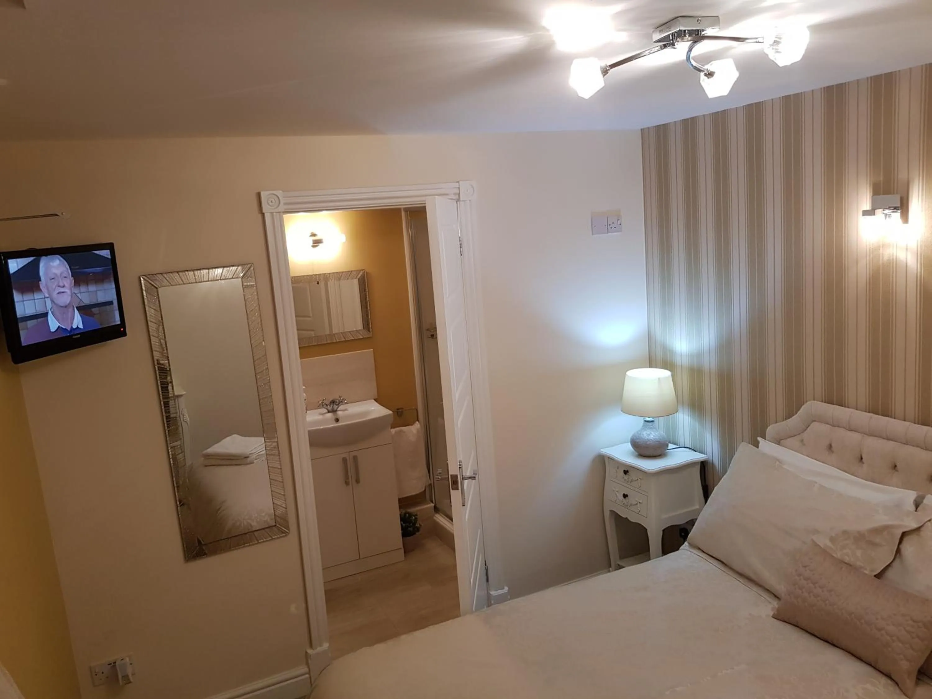 Bed in Chatterley House