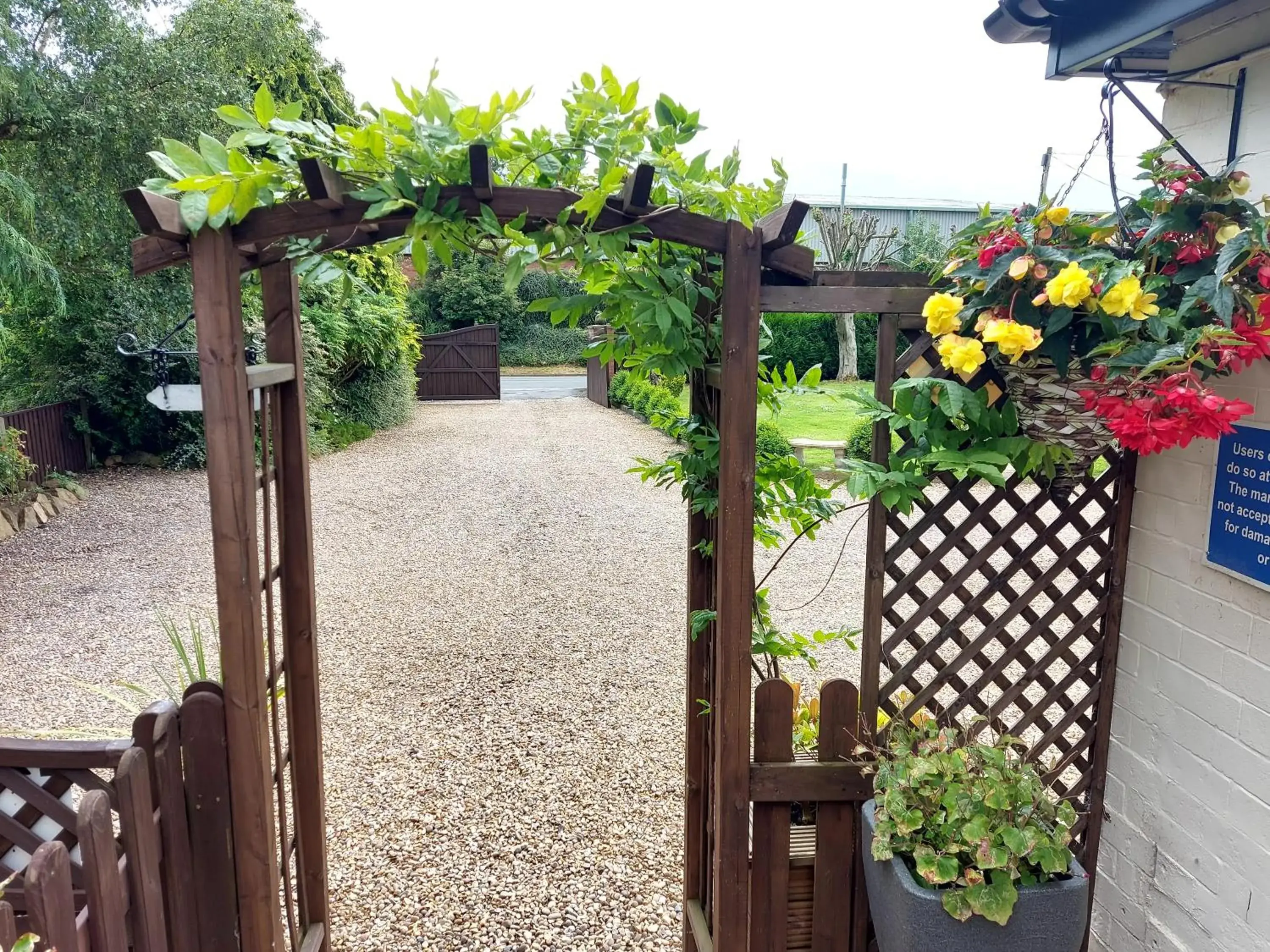 Facade/entrance in Chatterley House Facade/entrance in Chatterley House