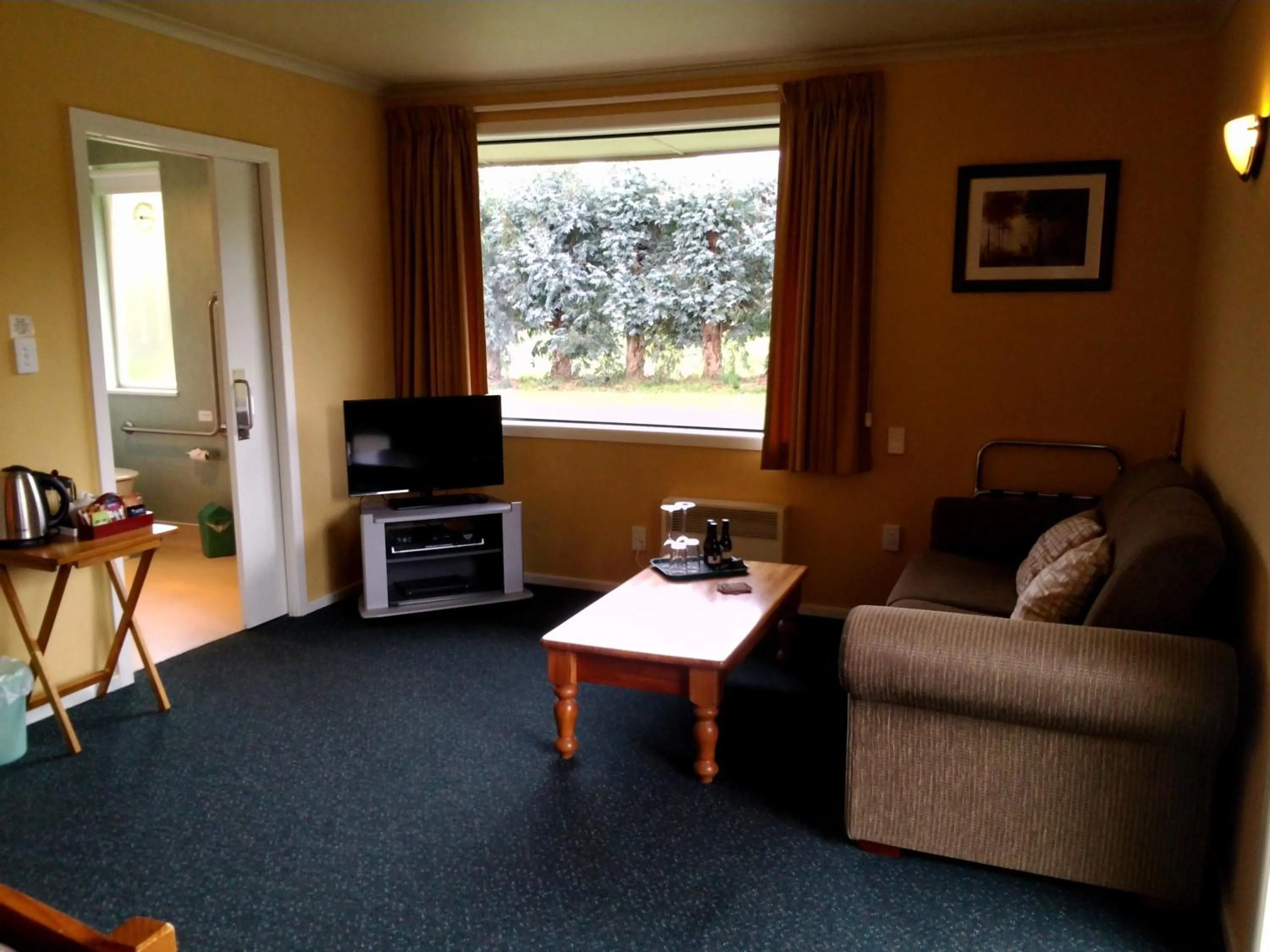 Bathroom in Lake Roxburgh Lodge