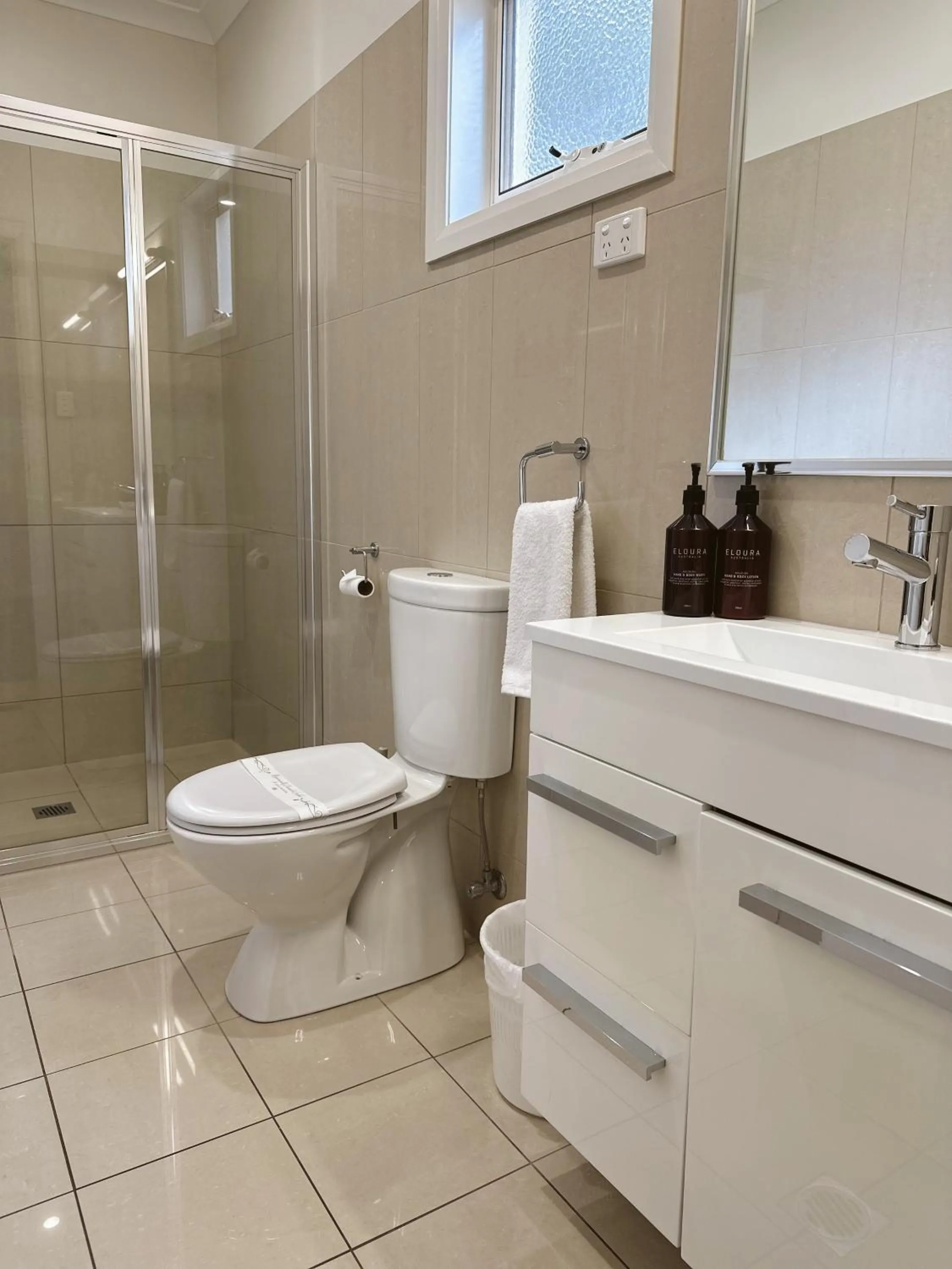 Bathroom in Red Earth Motel