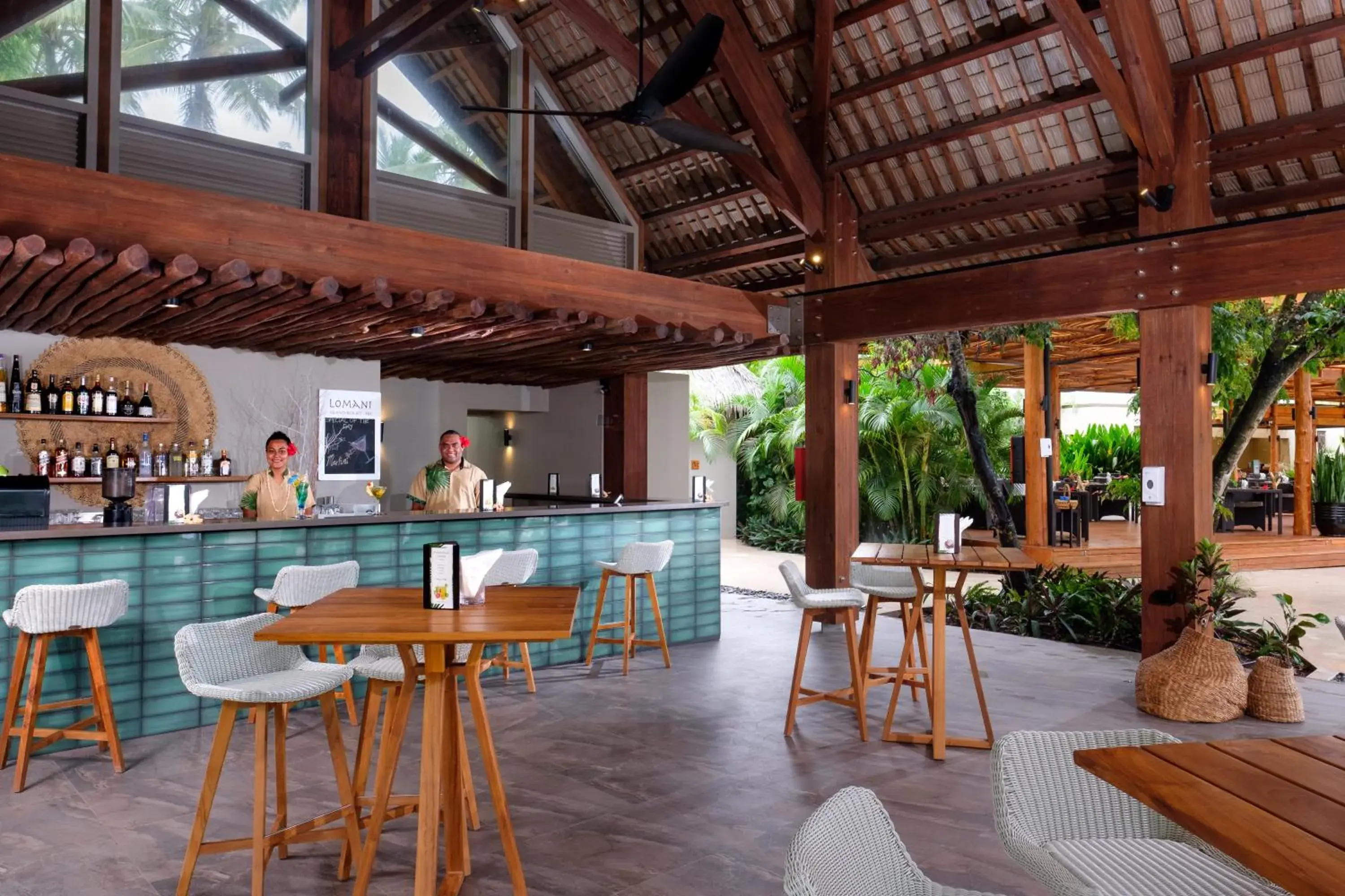 Lounge or bar in Lomani Island Resort & Spa Lounge or bar in Lomani Island Resort & Spa