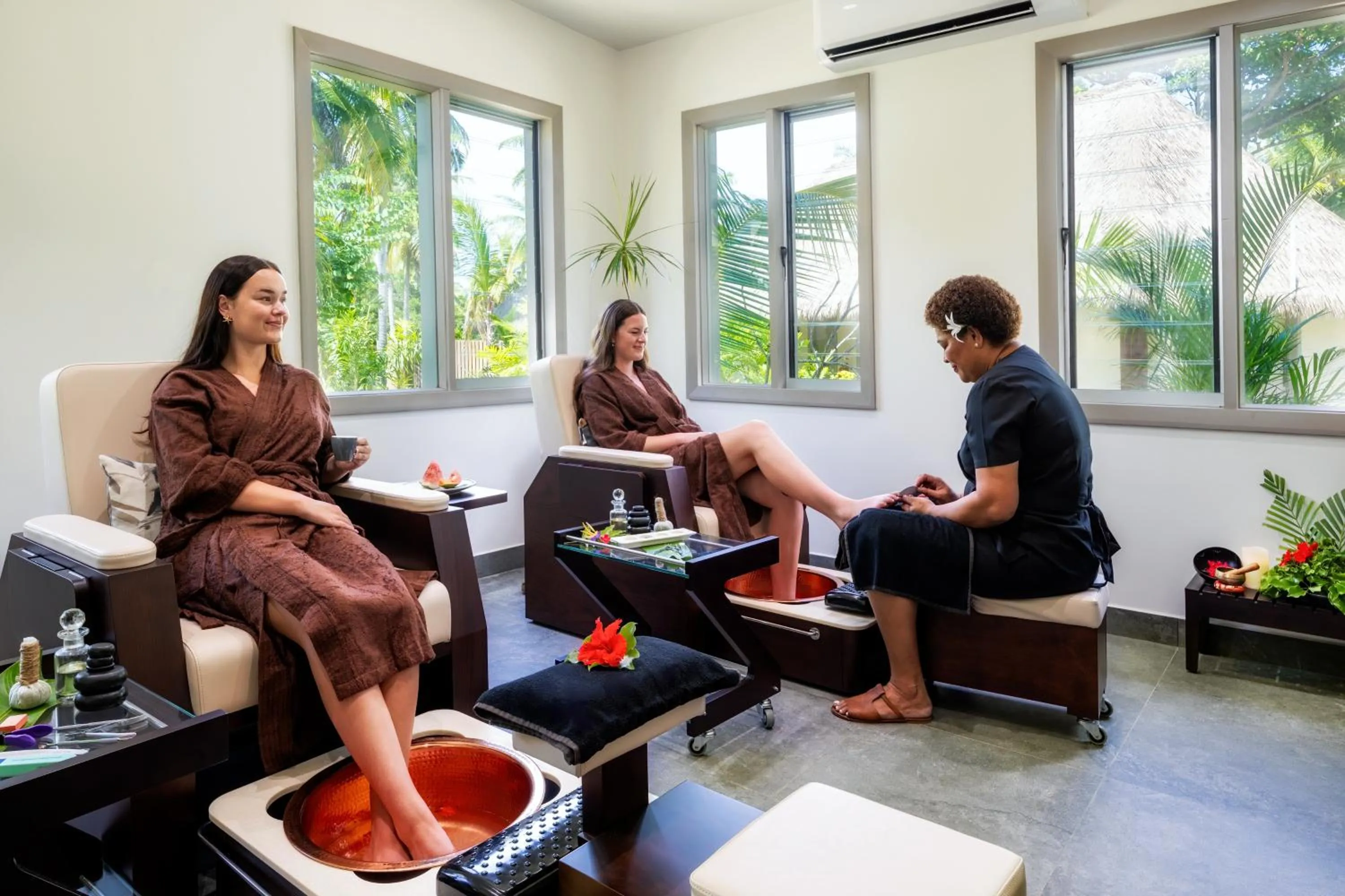 Spa and wellness centre/facilities in Lomani Island Resort & Spa