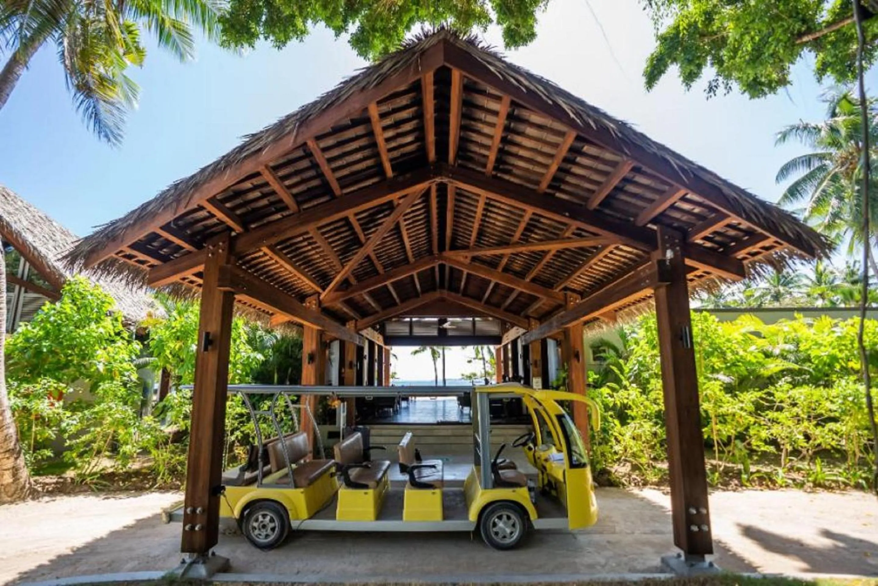 Lobby or reception in Lomani Island Resort & Spa