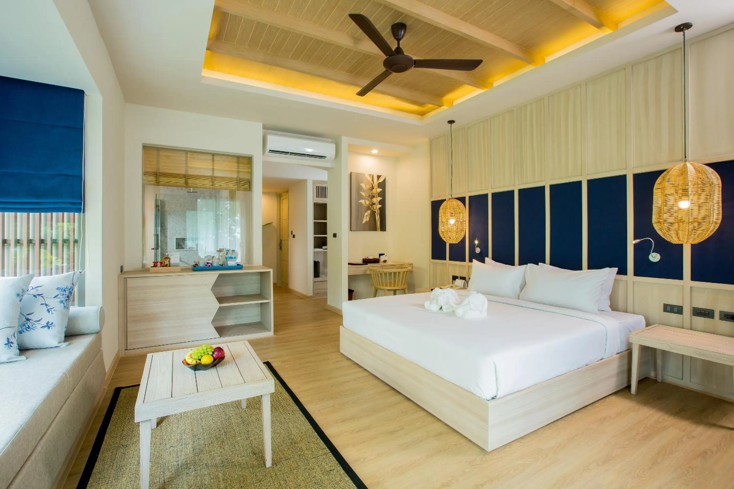 Bedroom, Bed in Mandarava Resort and Spa, Karon Beach