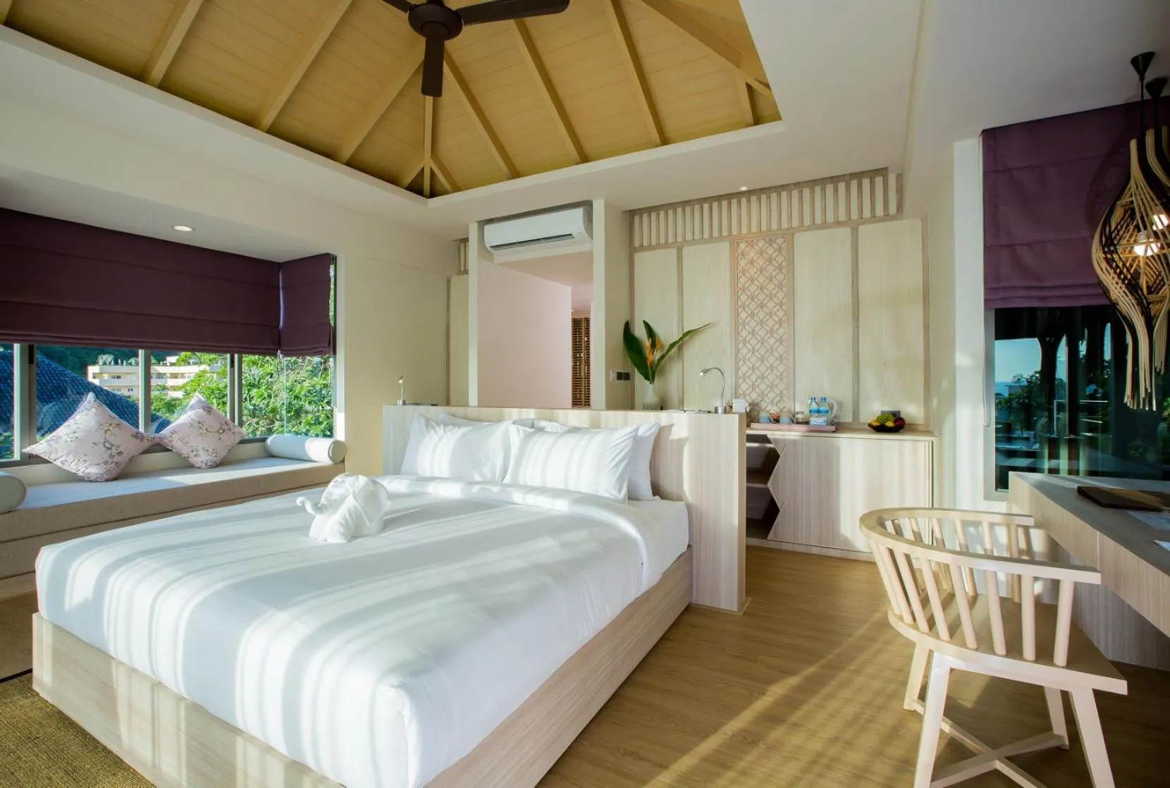 Bedroom, Bed in Mandarava Resort and Spa, Karon Beach