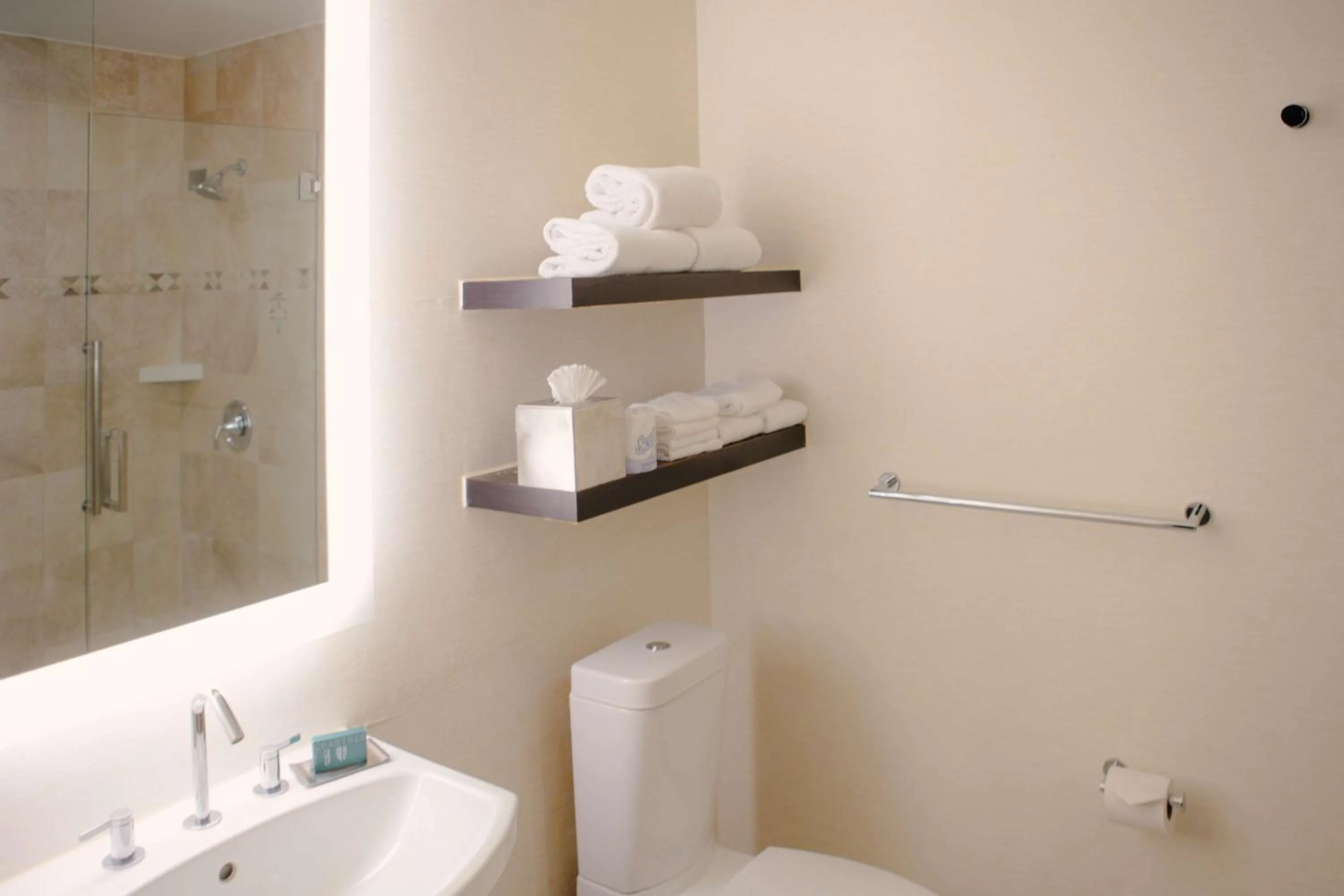 Bathroom in DoubleTree by Hilton San Diego-Mission Valley