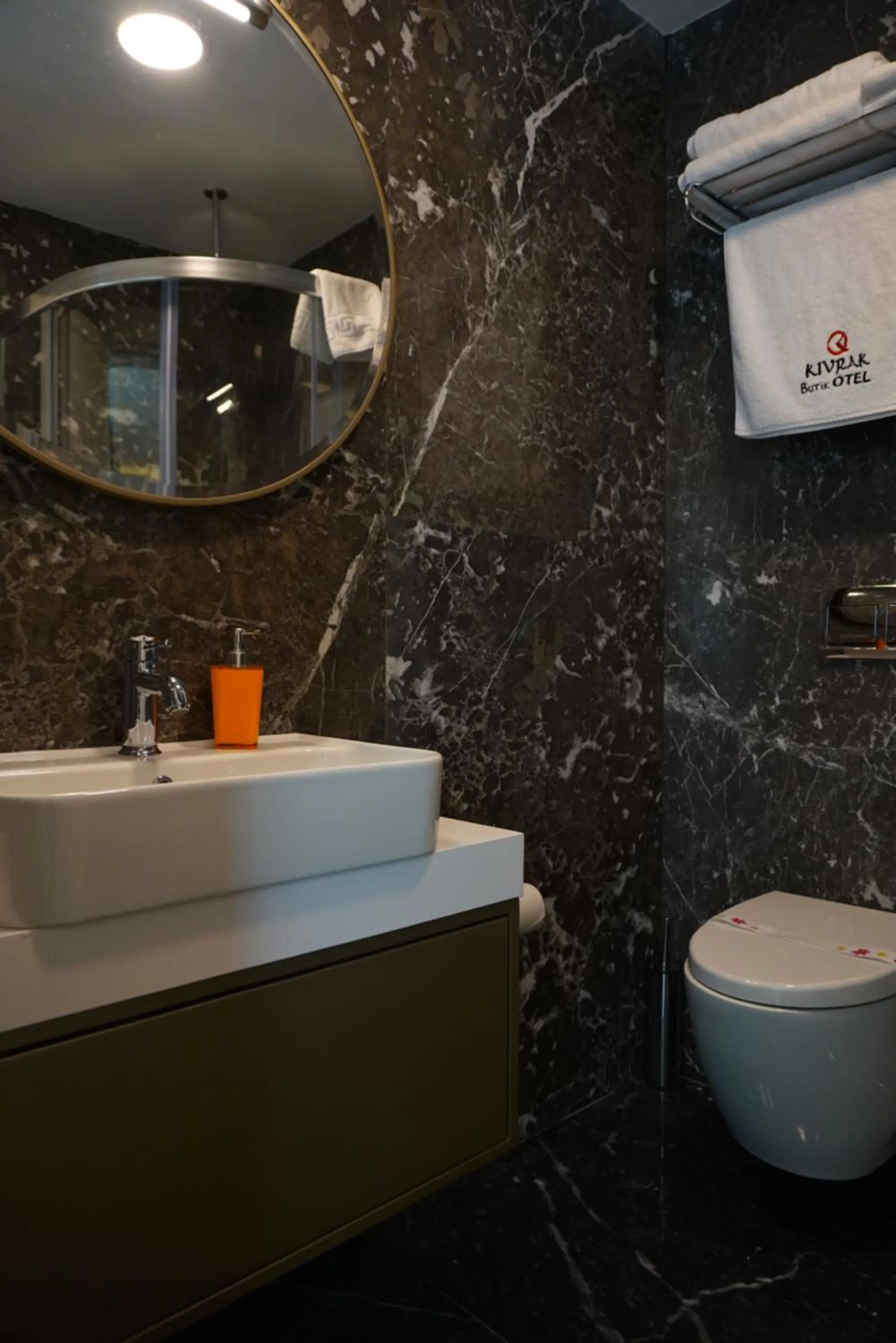 Toilet in Kıvrakzade Otel