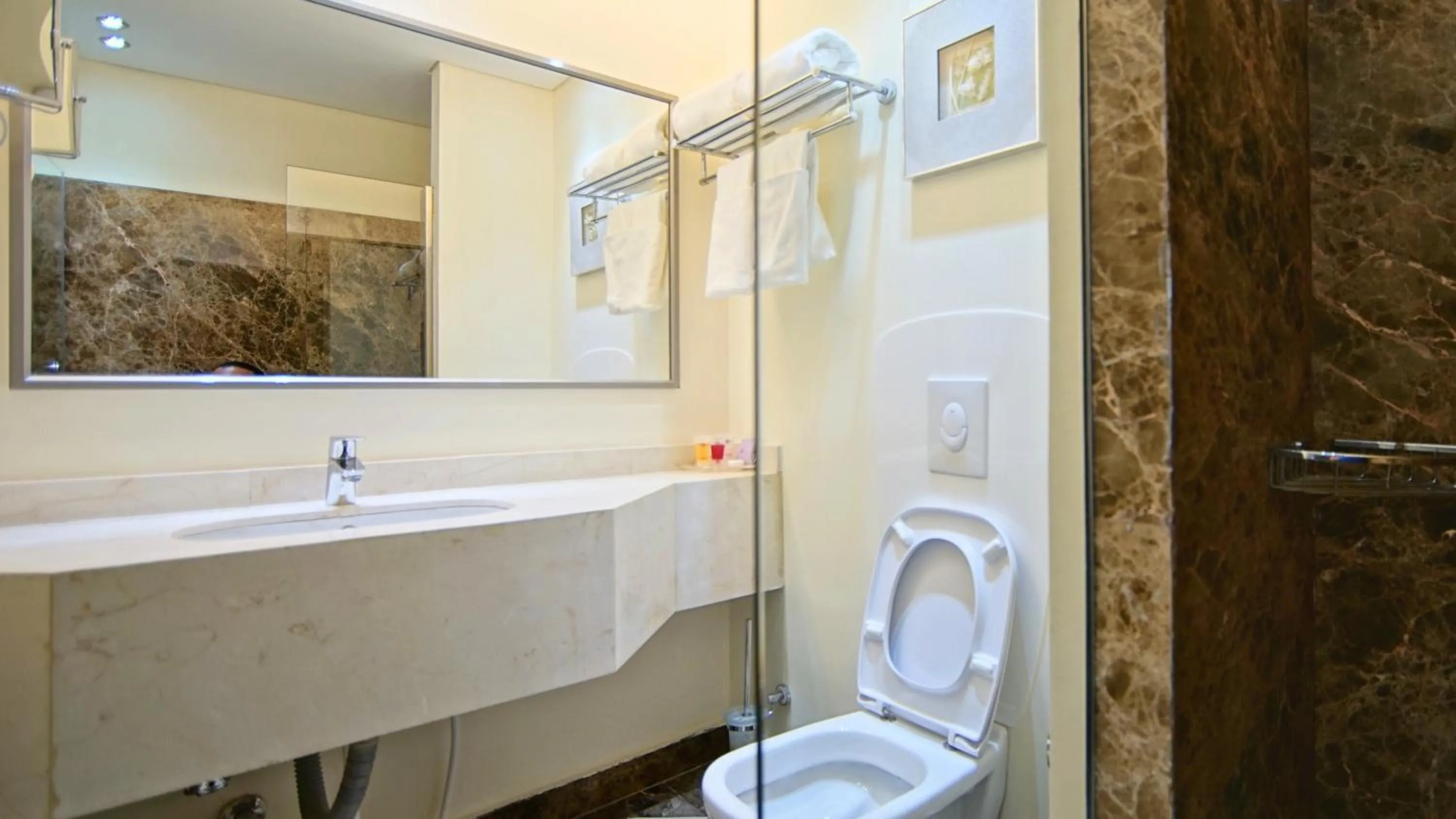 Bathroom in Hotel Xperience