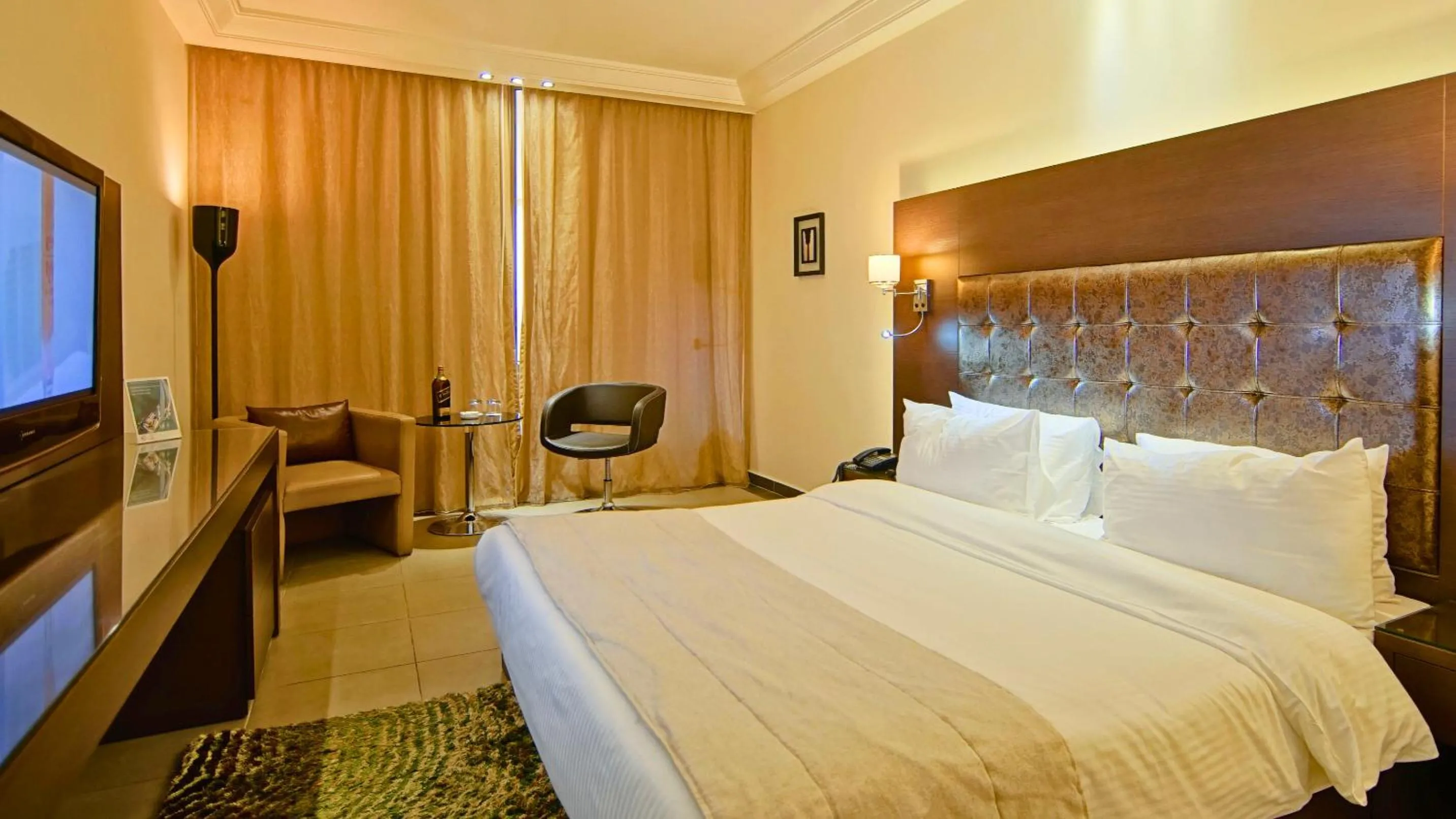 Bedroom, Bed in Hotel Xperience