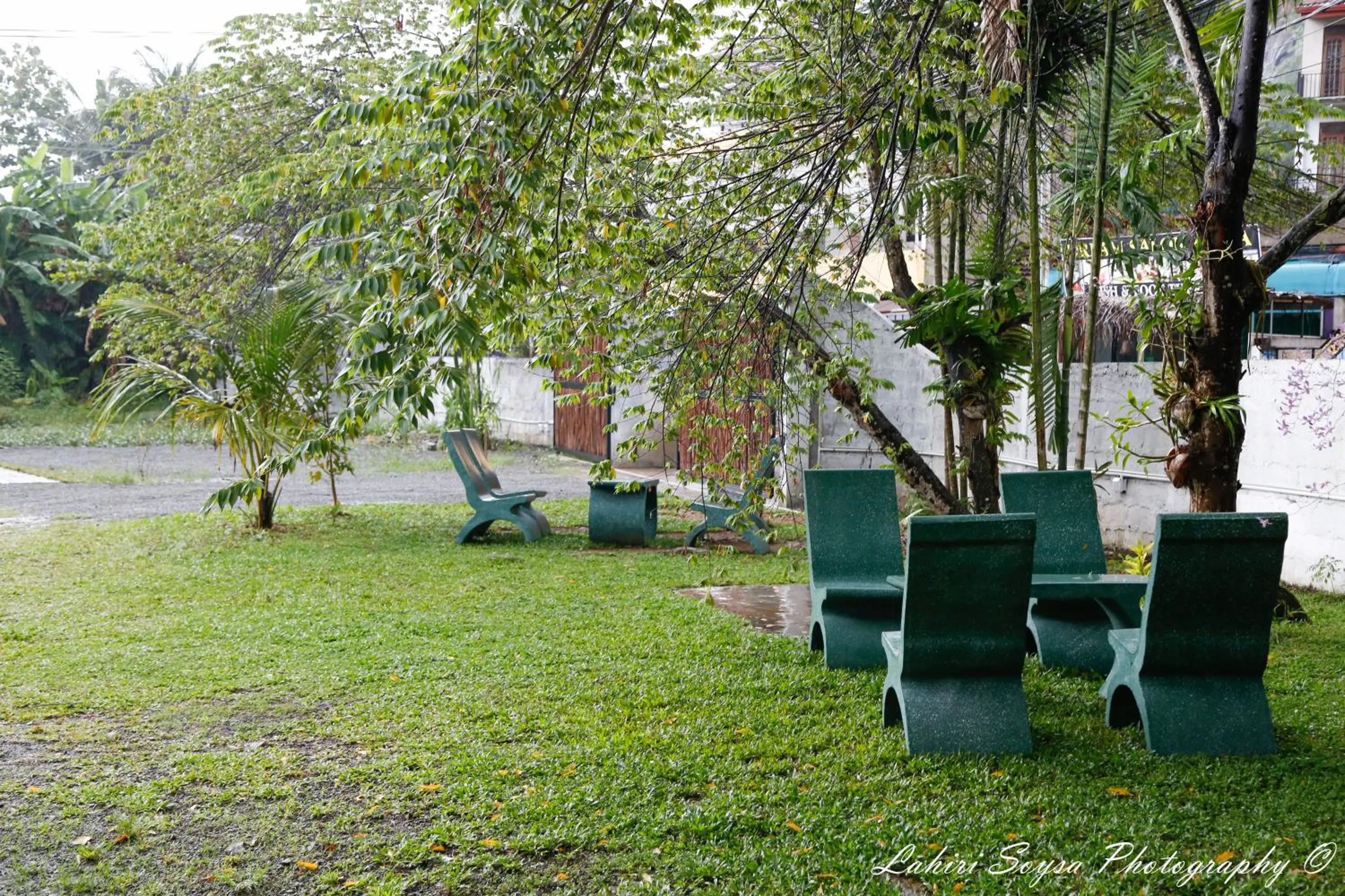 Garden in MA Villa Unawatuna