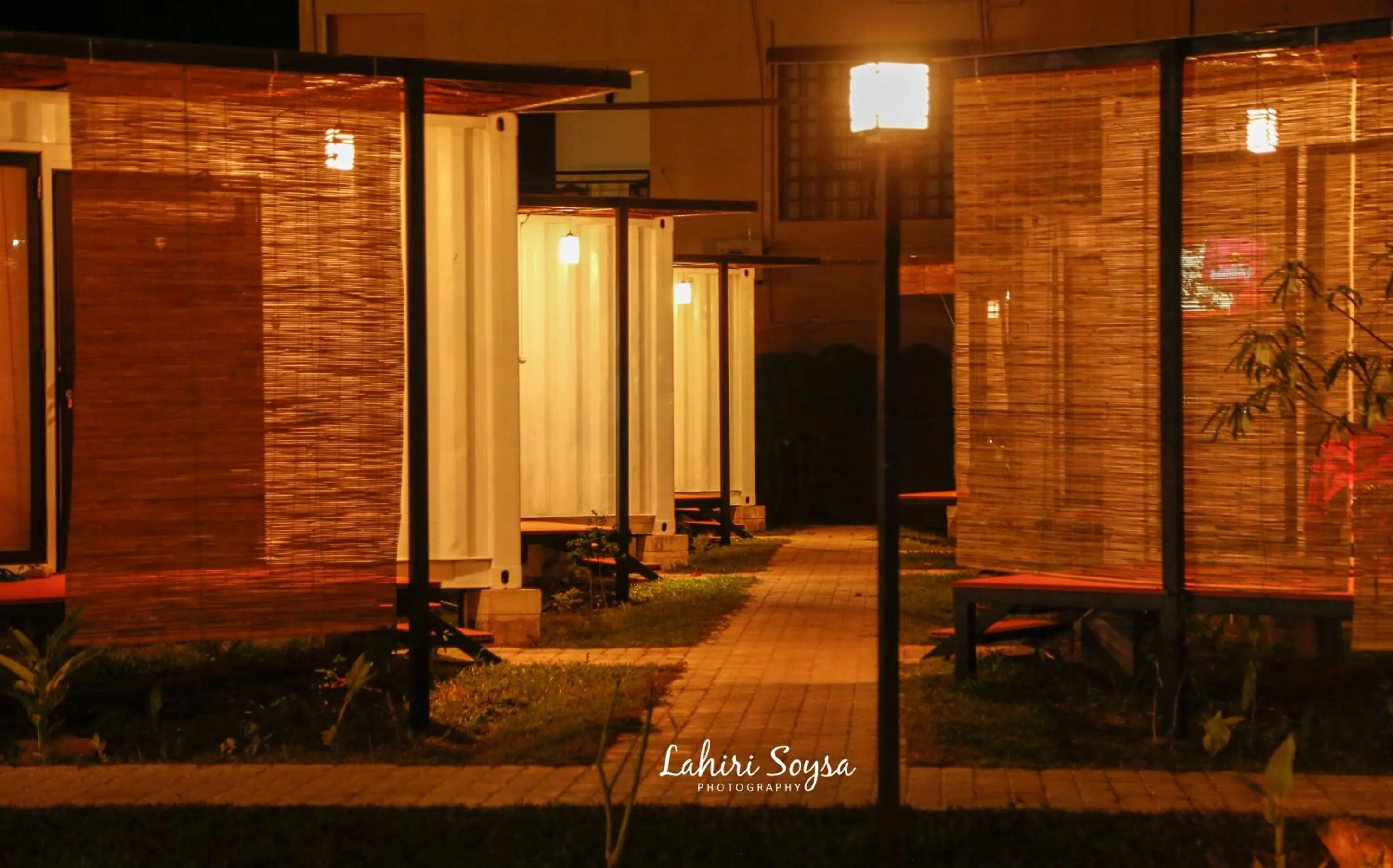 Facade/entrance in MA Villa Unawatuna