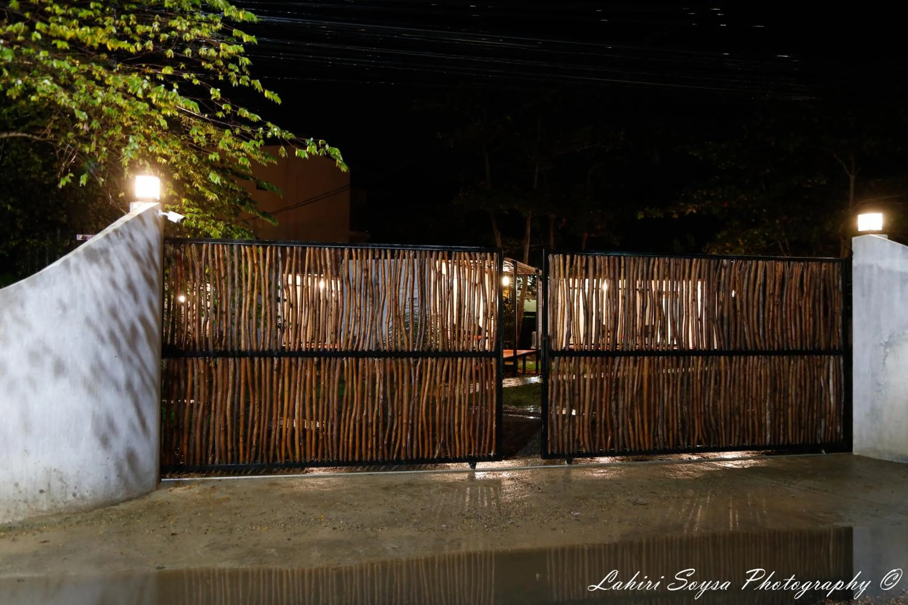 Facade/entrance in MA Villa Unawatuna