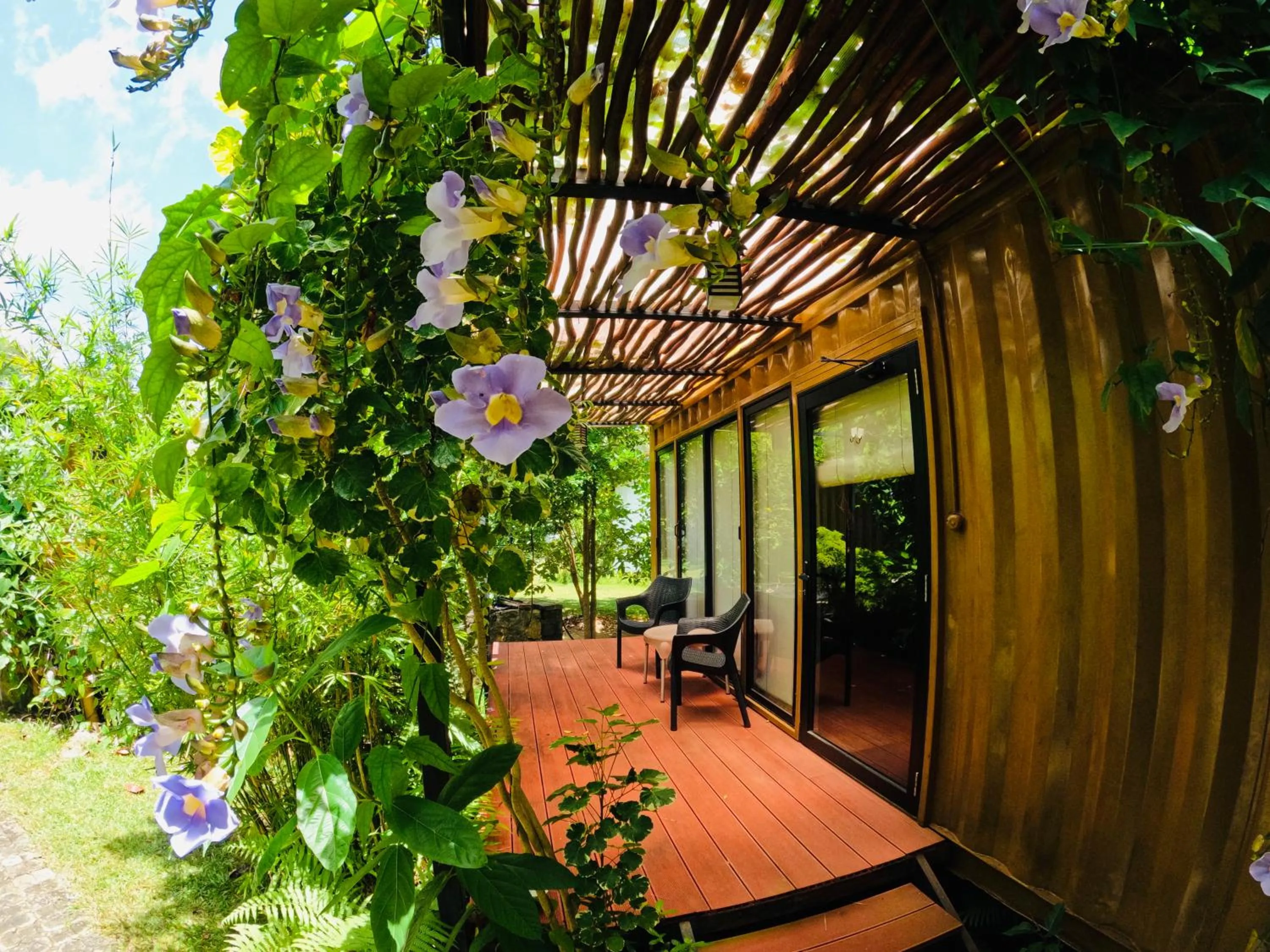 Patio in MA Villa Unawatuna