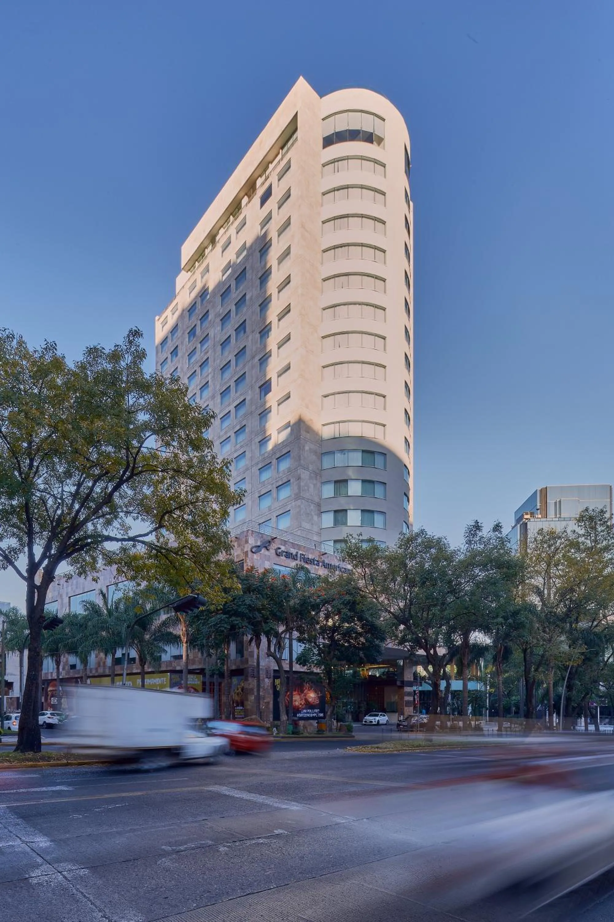 Property building in Grand Fiesta Americana Guadalajara Country Club