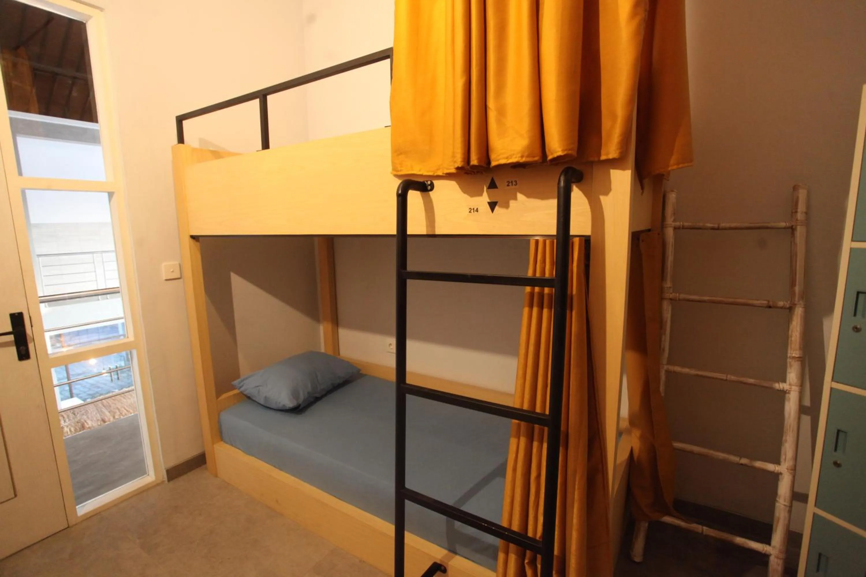 Bed in Beach Hut Hostel