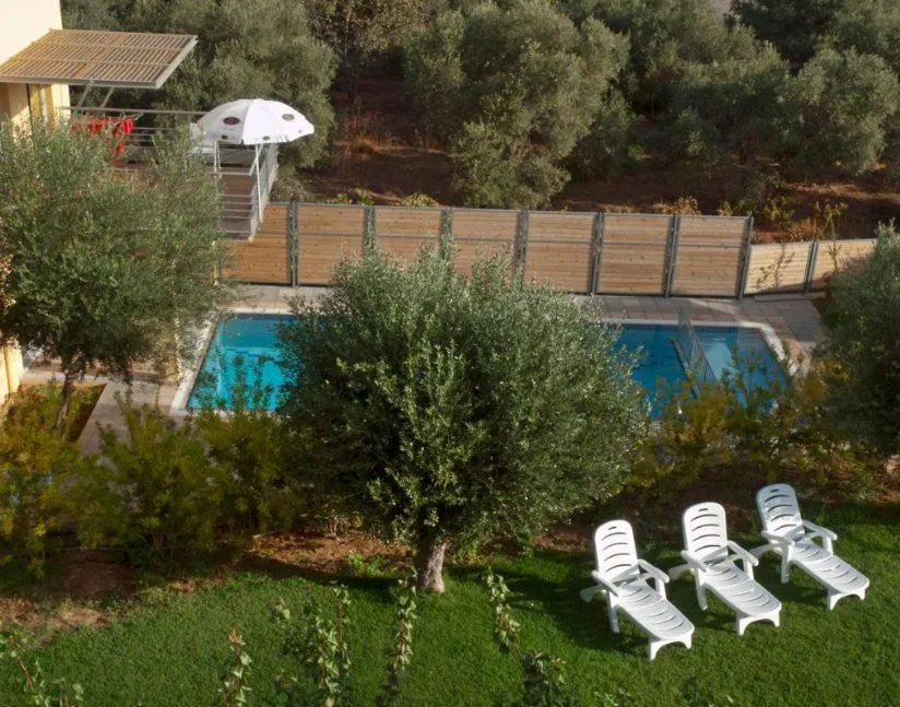 Day in Sorta Apartments