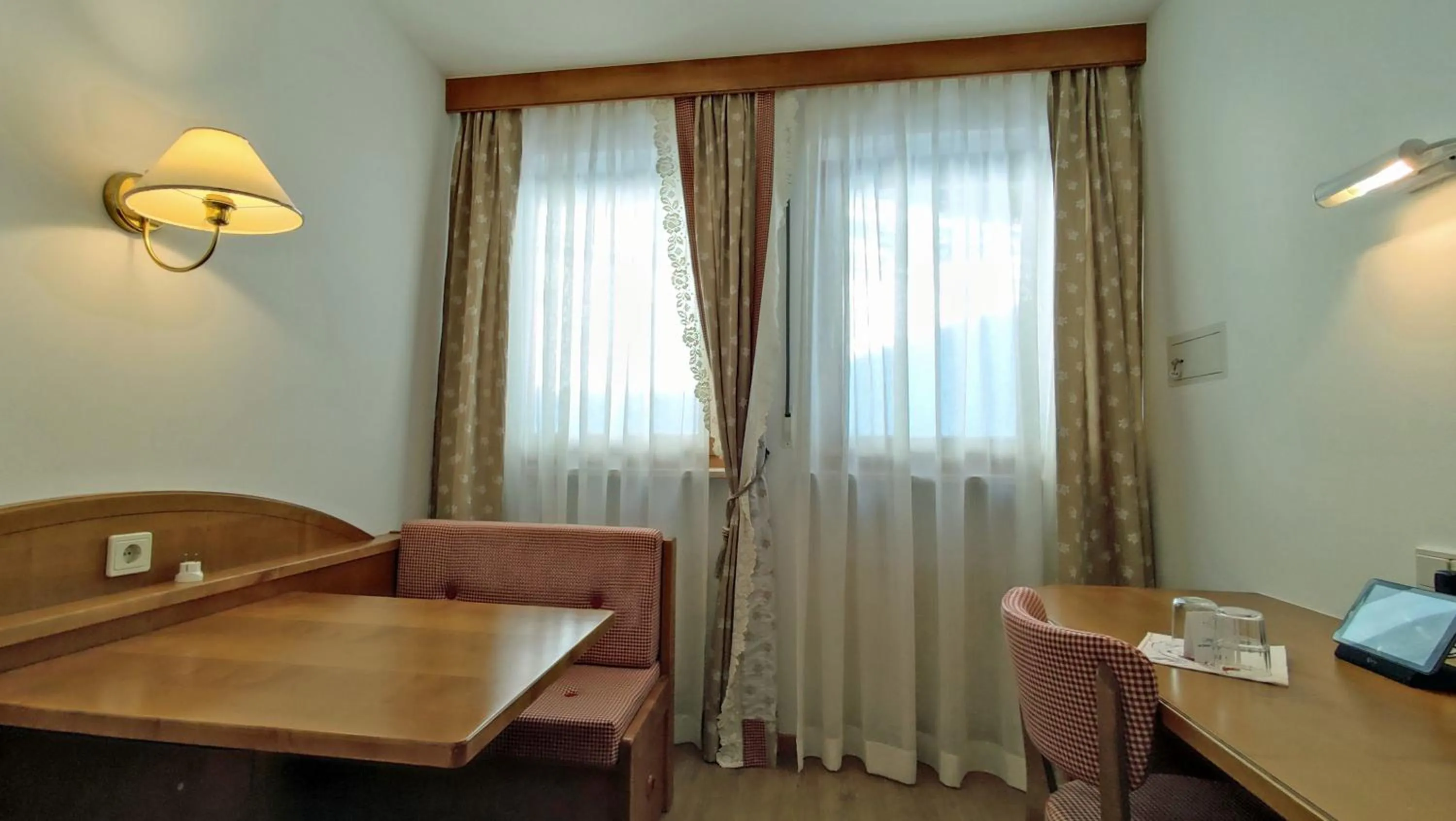 Seating area in Hotel Zebru