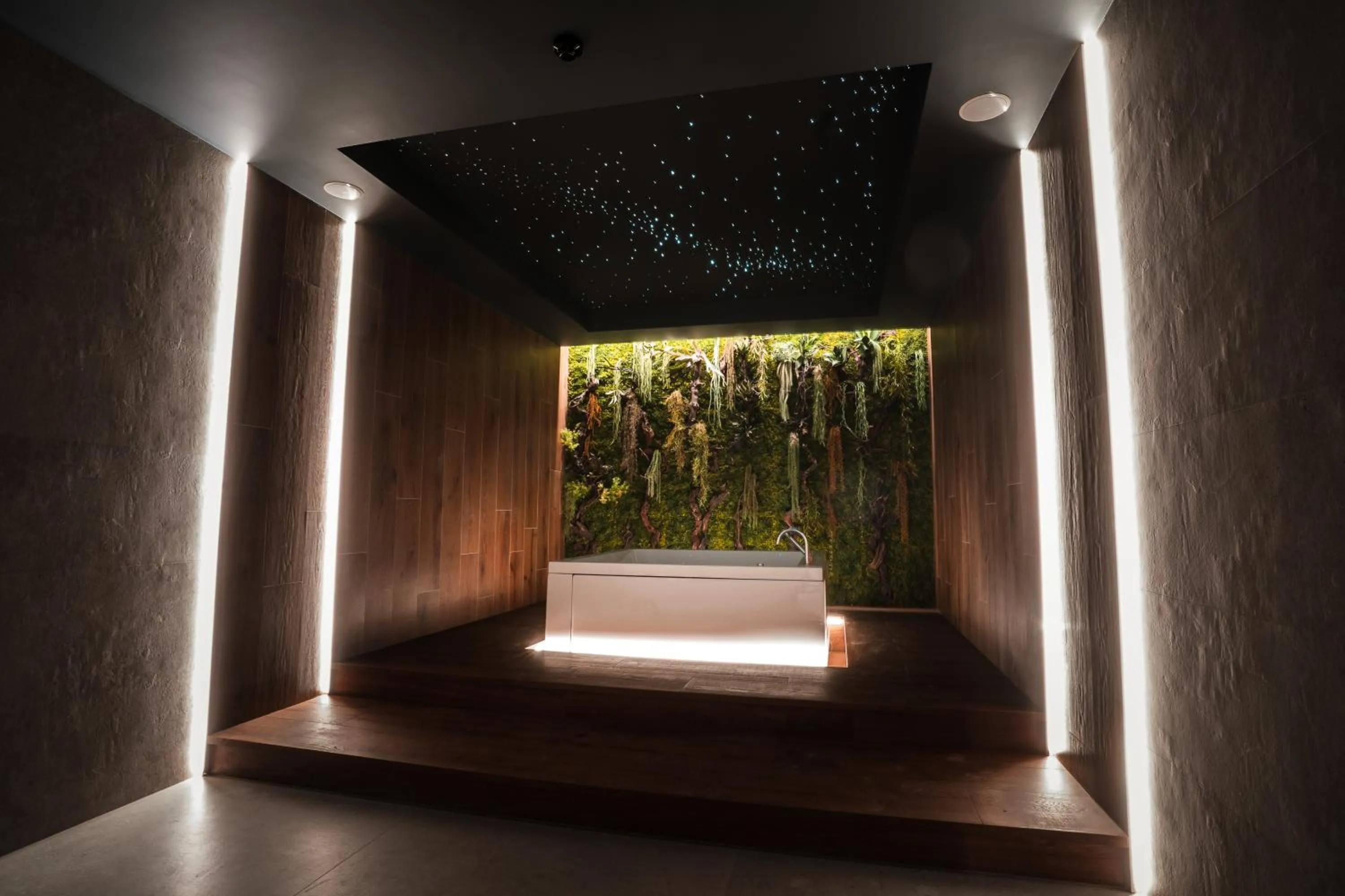 Hot Tub in Alambique - Hotel Resort & Spa