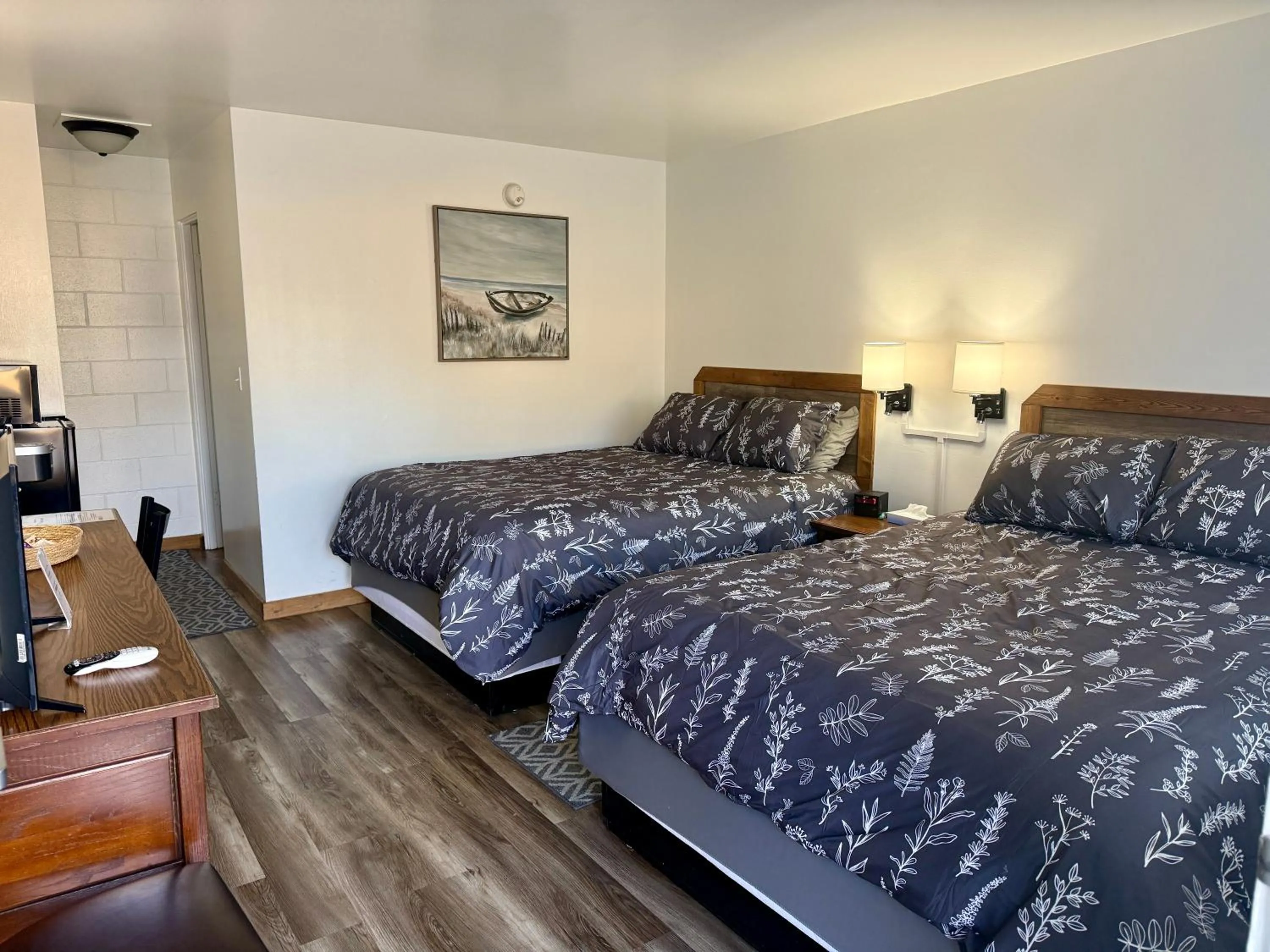 Bed in John Day Motel