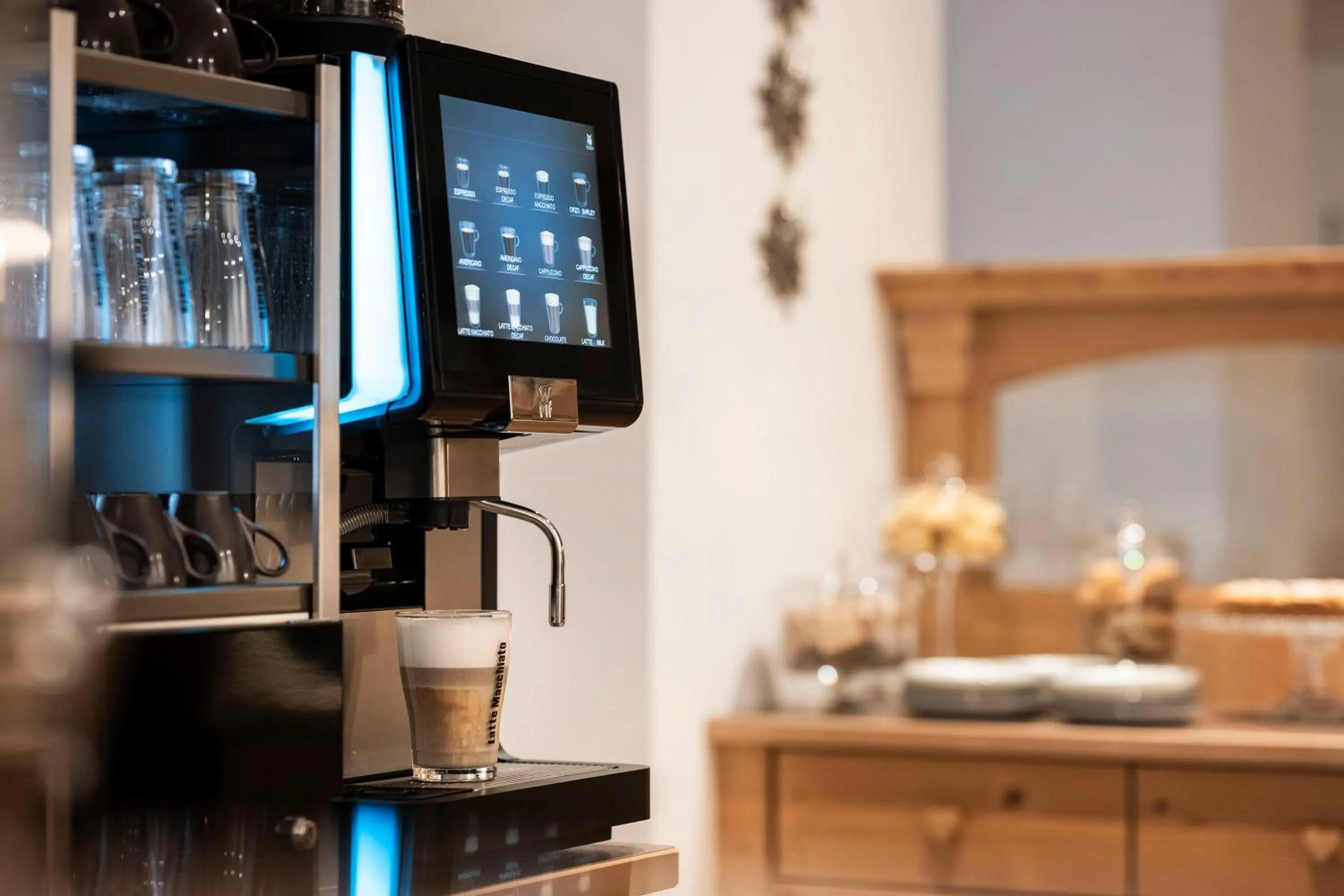 Breakfast in Giardin Boutique Hotel B&B