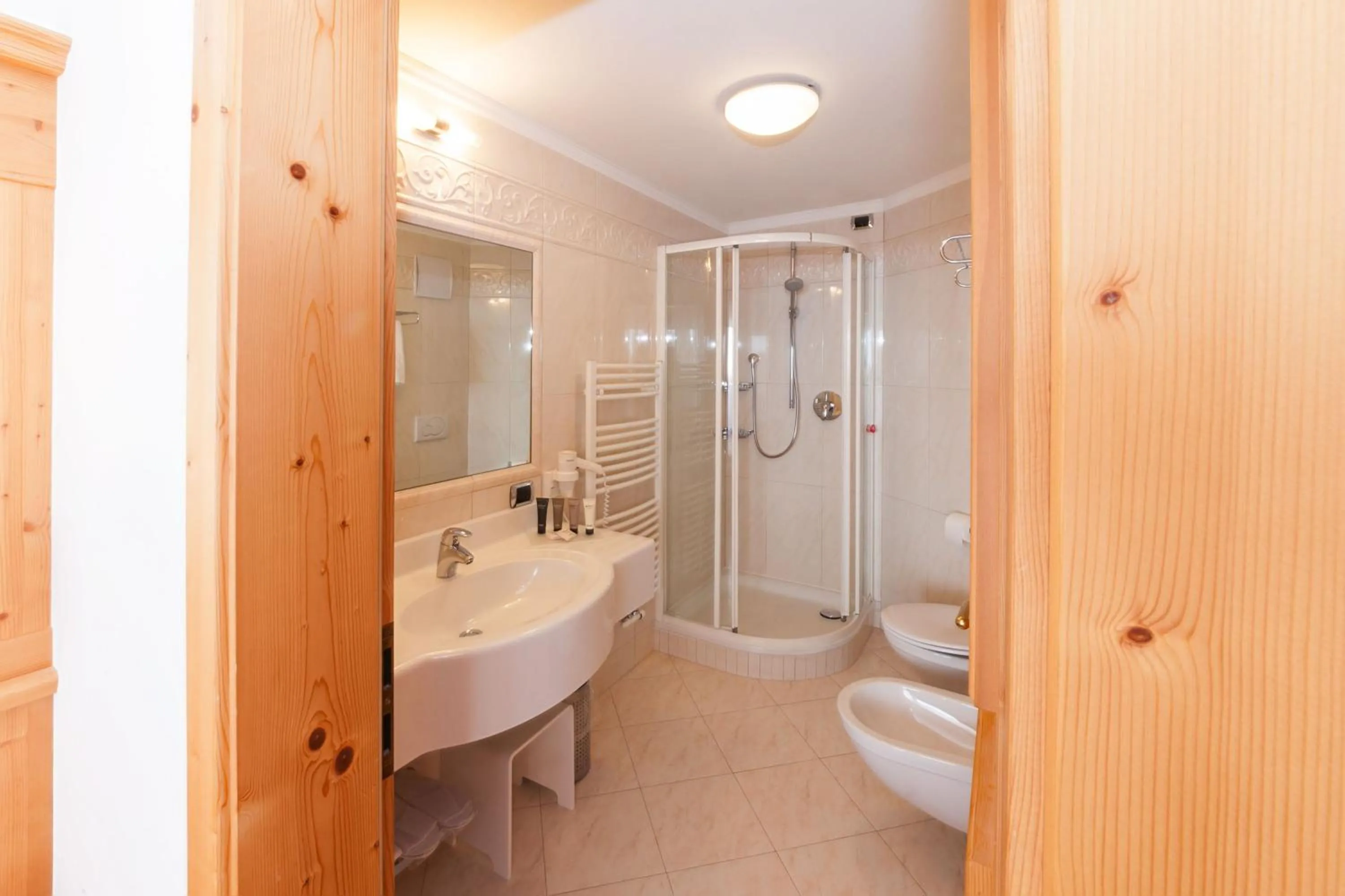 Bathroom in Giardin Boutique Hotel B&B