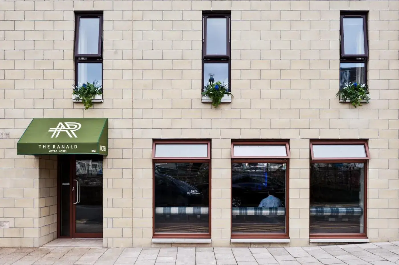 Facade/entrance in The Ranald Hotel Facade/entrance in The Ranald Hotel