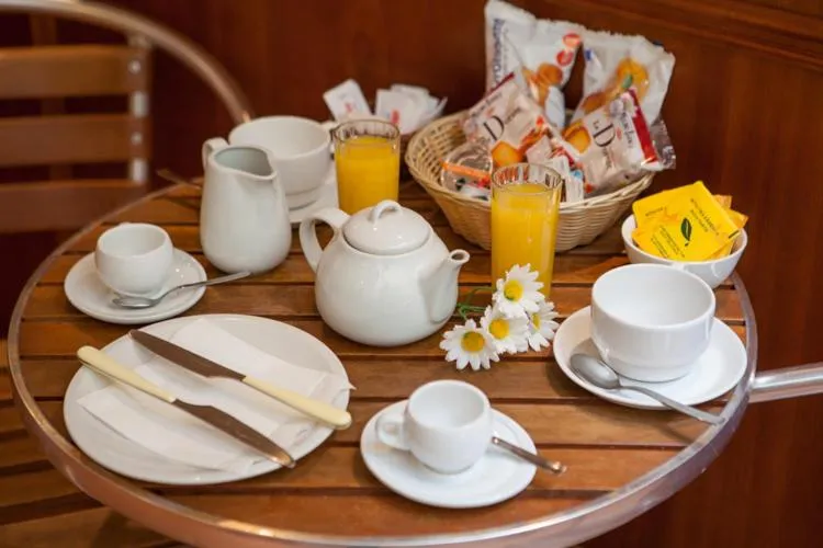 Area and facilities in Nights In Rome