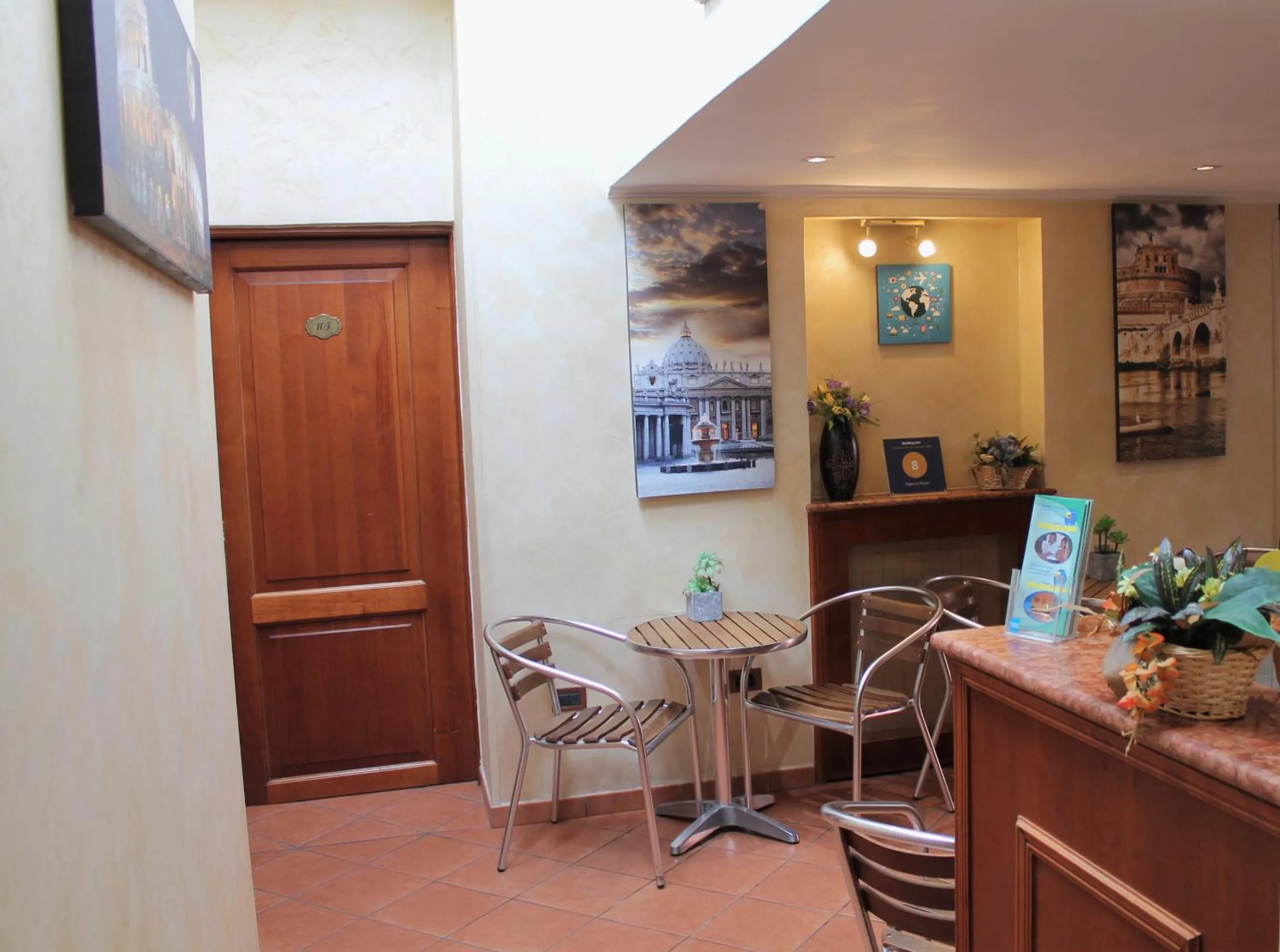 Communal lounge/ TV room in Nights In Rome