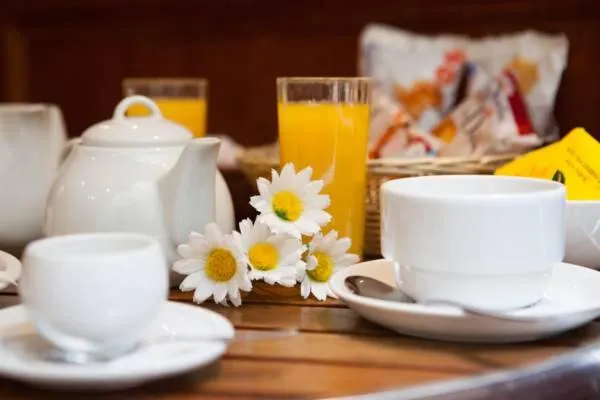 Breakfast in Nights In Rome