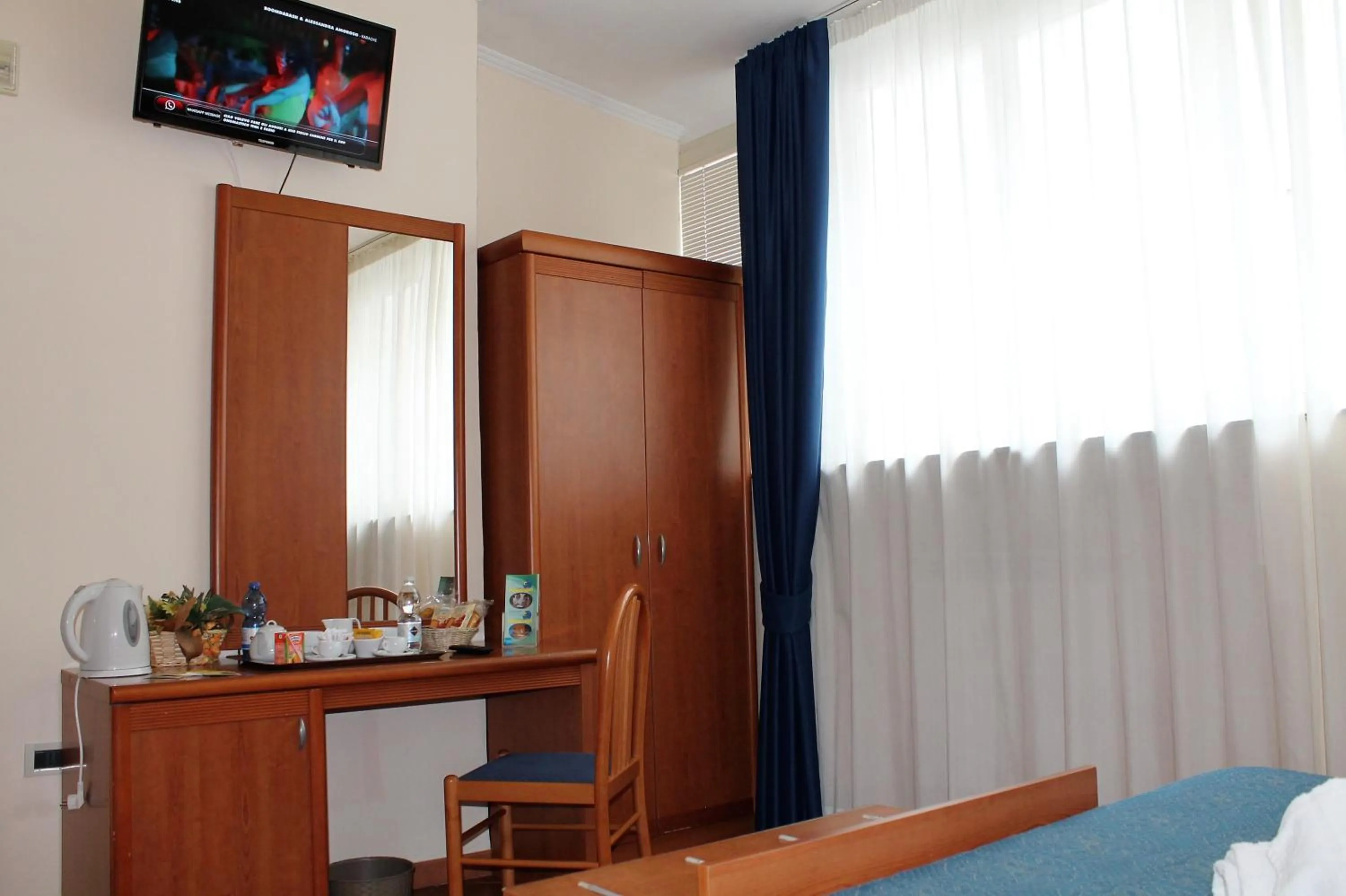 Photo of the whole room, Bed in Nights In Rome