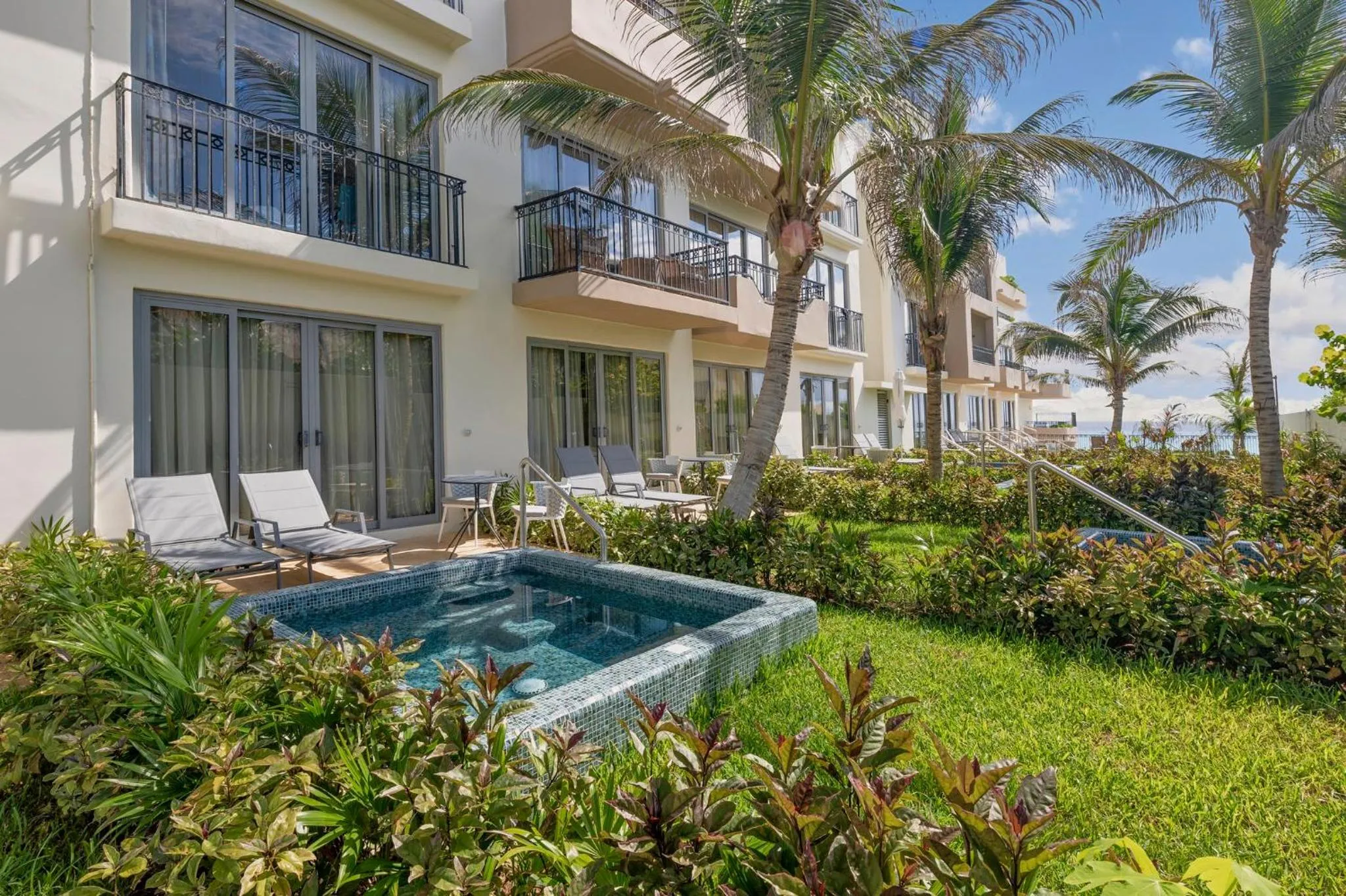 Photo of the whole room in Fiesta Americana Condesa Cancun - All Inclusive