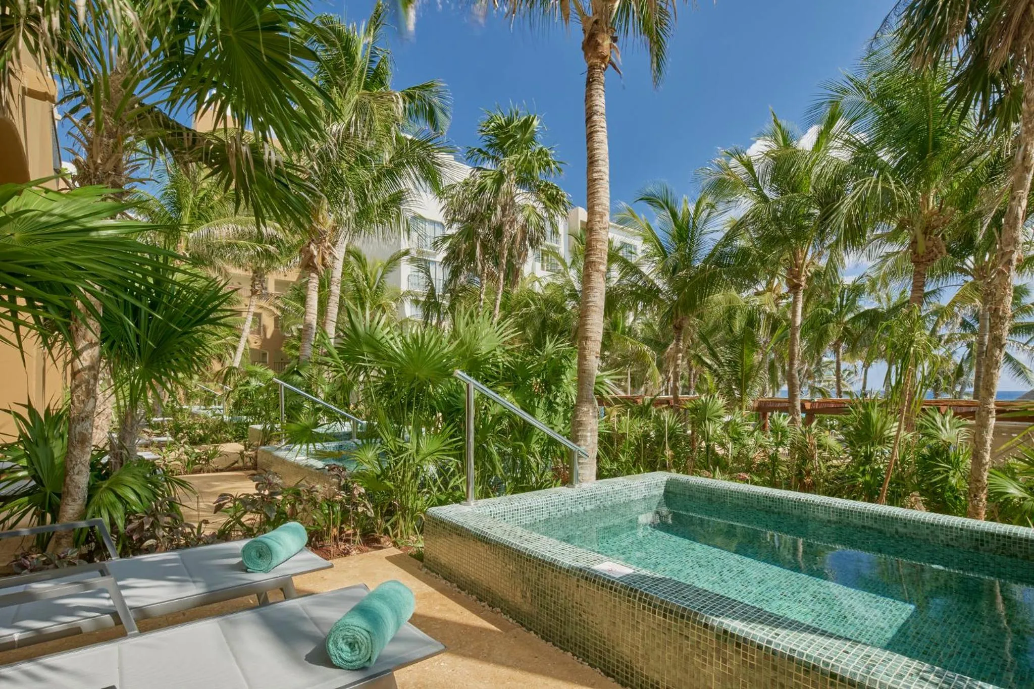 Photo of the whole room in Fiesta Americana Condesa Cancun - All Inclusive