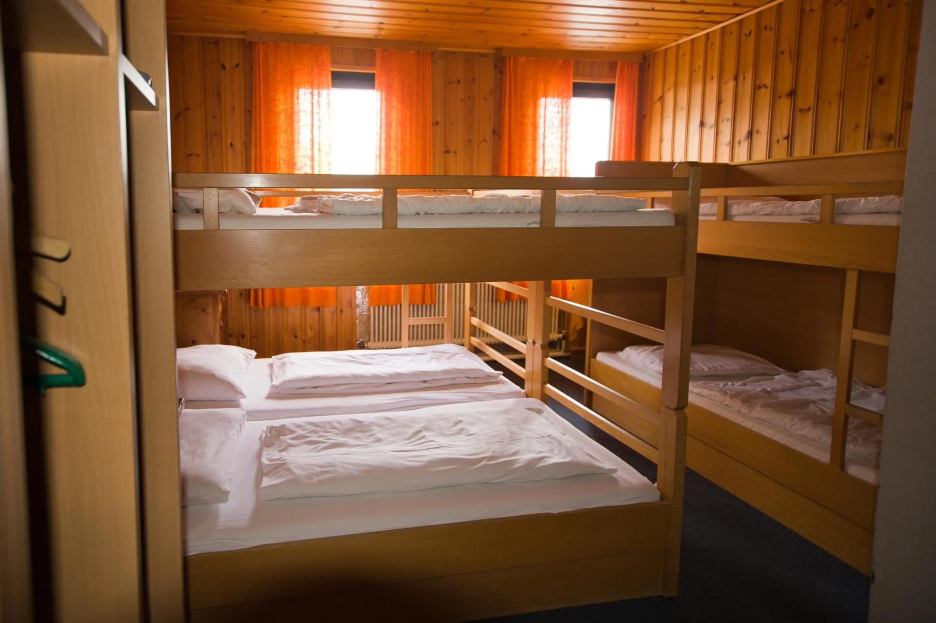 Photo of the whole room, Bed in Jugendgästehaus Gosauschmied