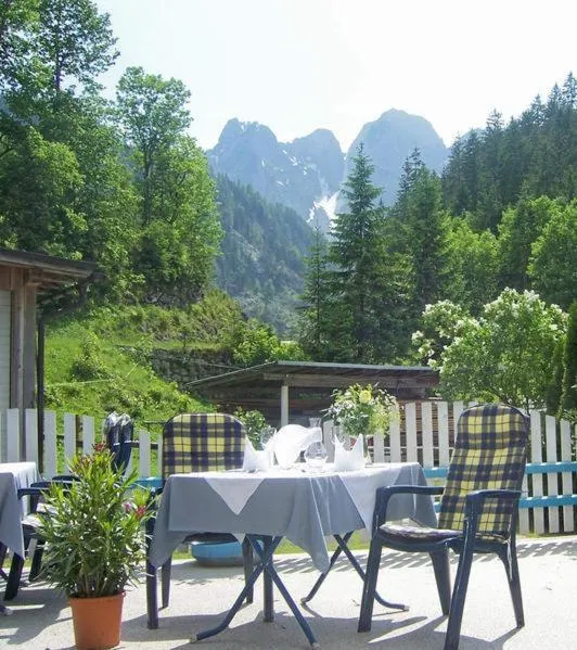 Restaurant/places to eat in Gasthof Gosauschmied