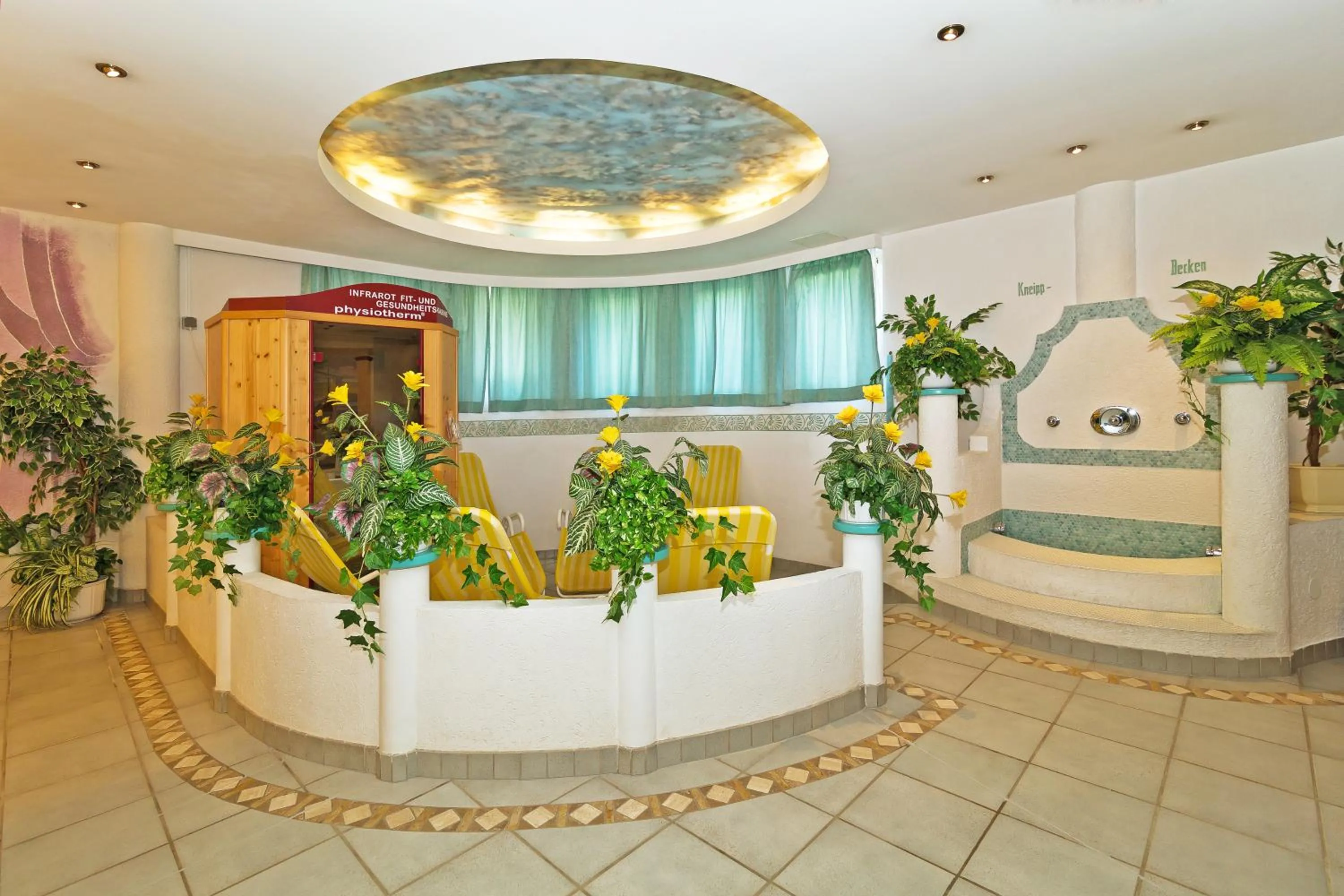 Spa and wellness centre/facilities in Gasthof Gosauschmied